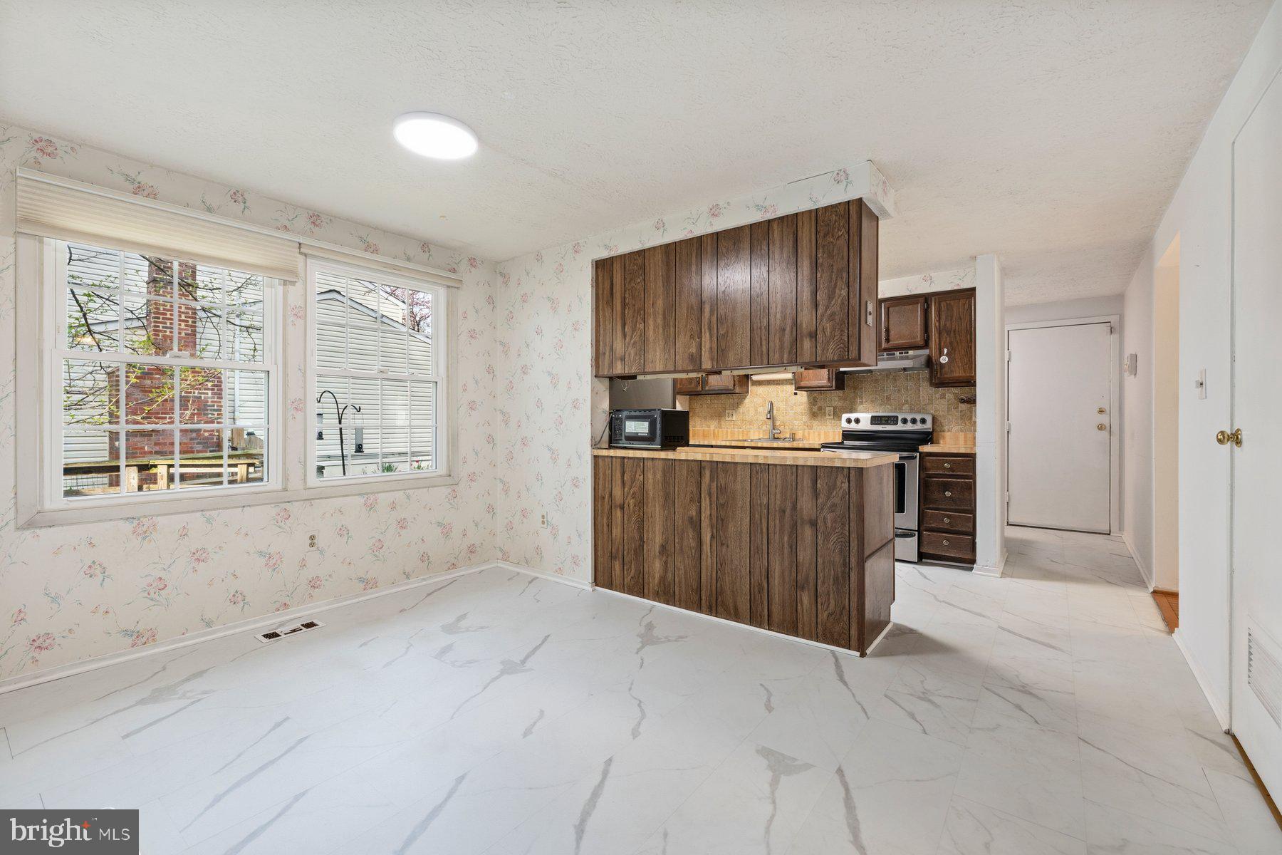 OWEN BROWN ESTATES - Residential