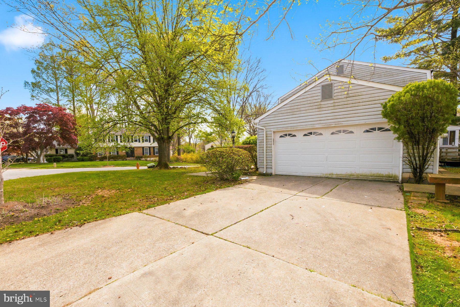 9575 ANGELINA CIRCLE