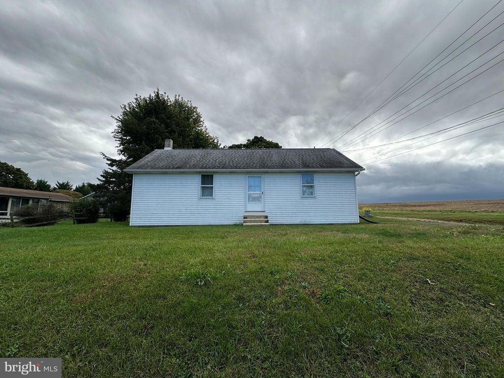Photo of 3576 Sycamore Grove Rd, CHAMBERSBURG, PA 17202 (MLS # PAFL2030572)