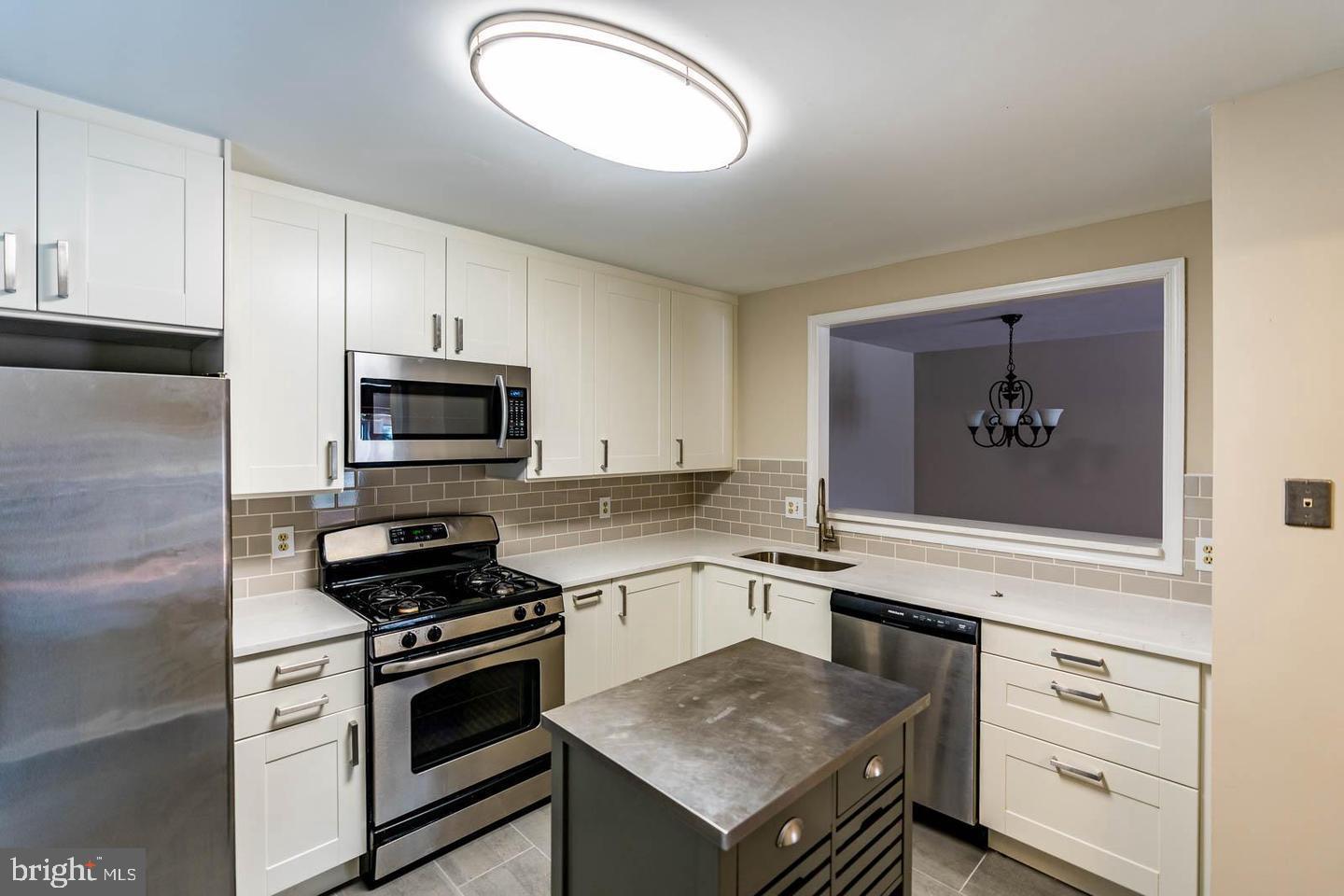 WILLOW POINT - Residential Lease