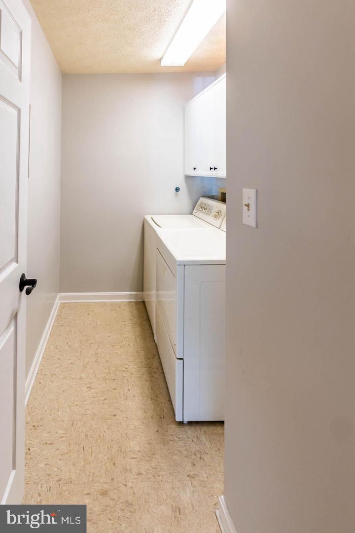 WILLOW POINT - Residential Lease