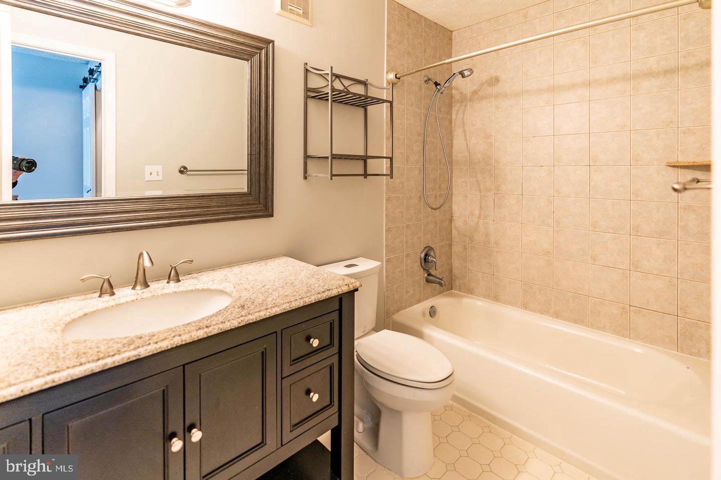 WILLOW POINT - Residential Lease