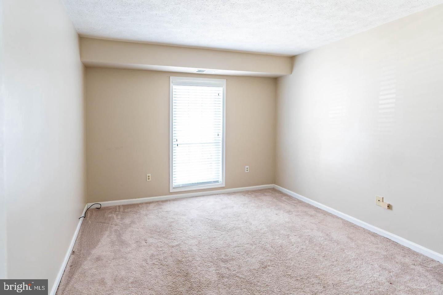 WILLOW POINT - Residential Lease