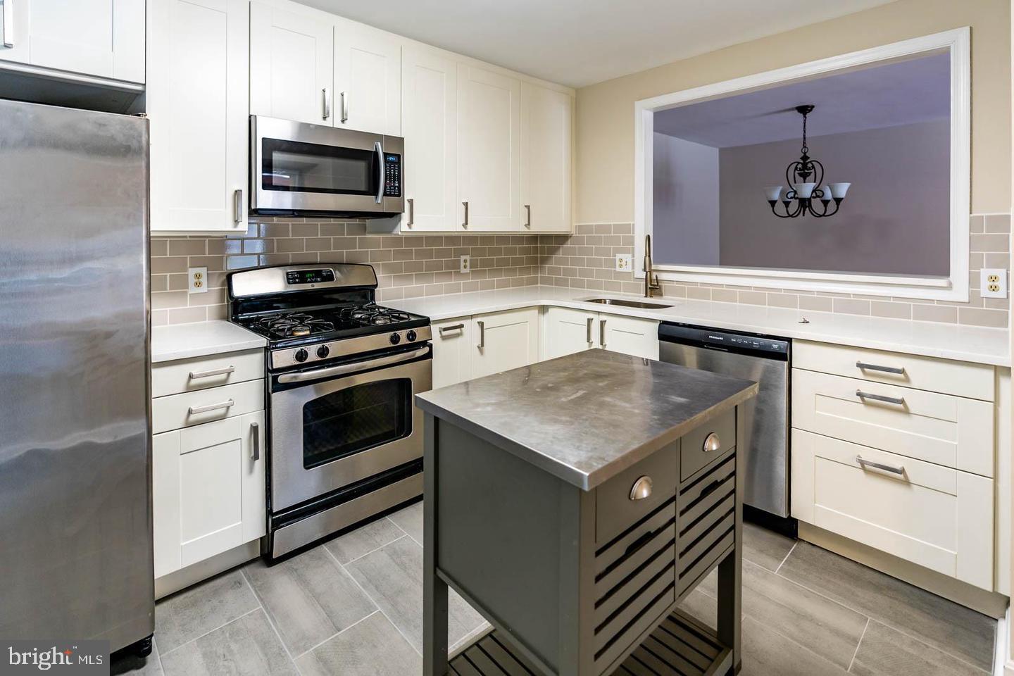 WILLOW POINT - Residential Lease