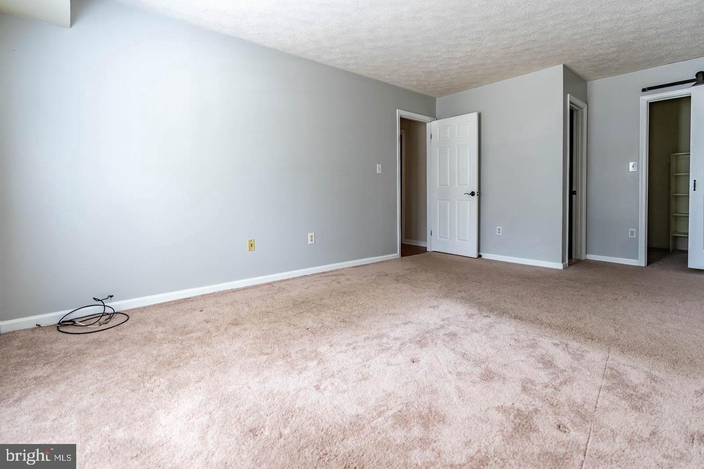 WILLOW POINT - Residential Lease