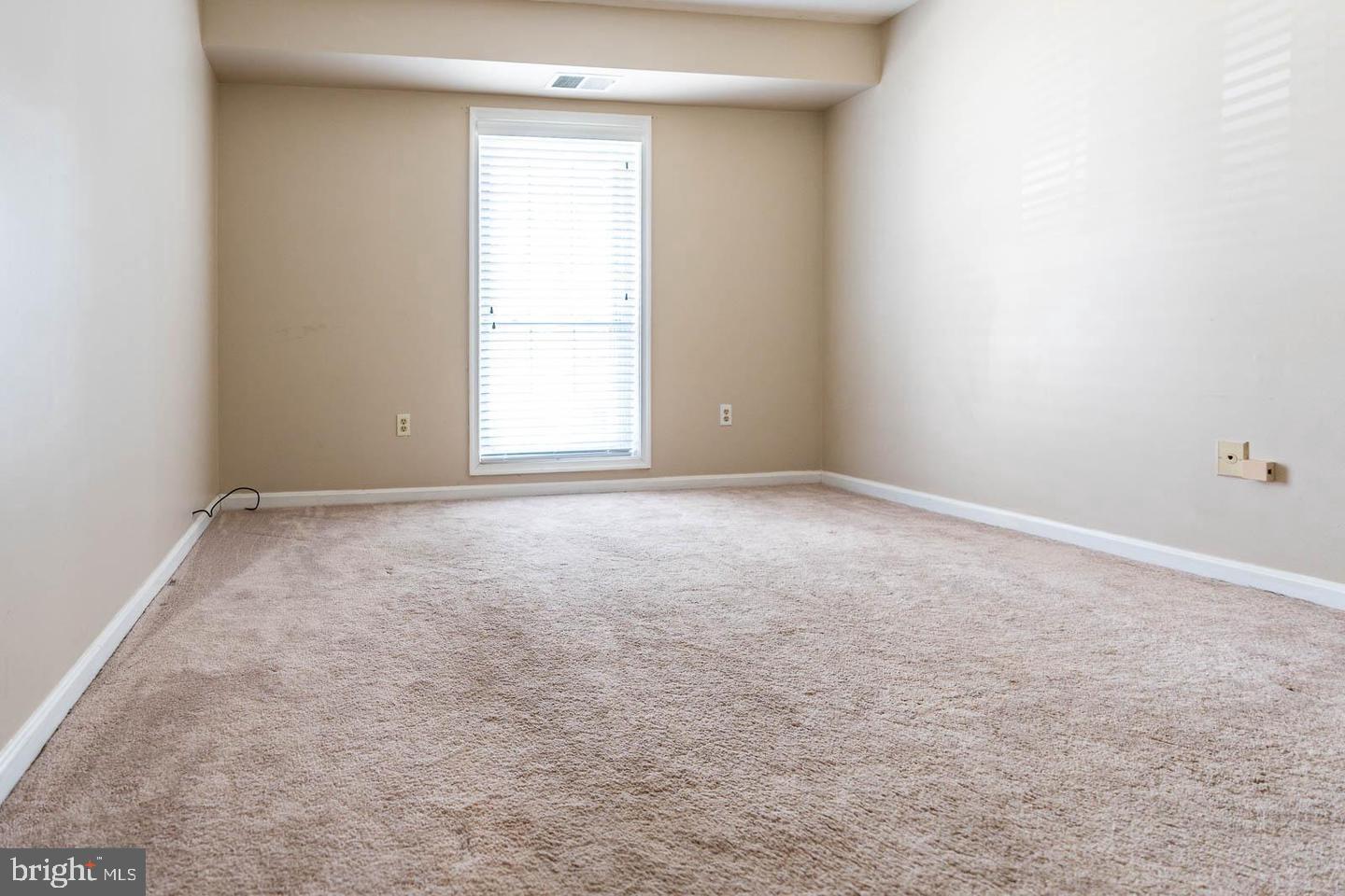 WILLOW POINT - Residential Lease