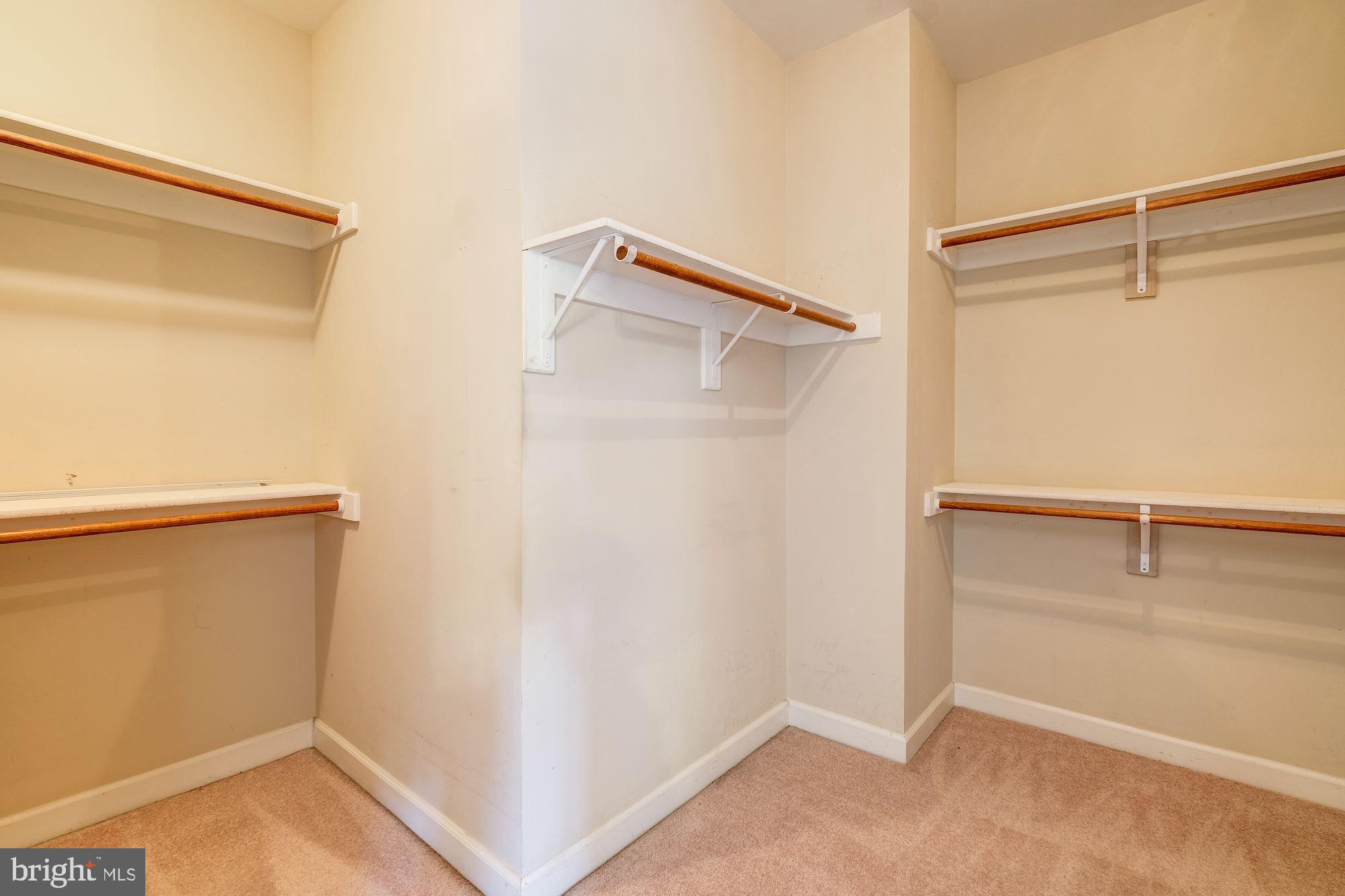 BERKSHIRE WOODS - Residential