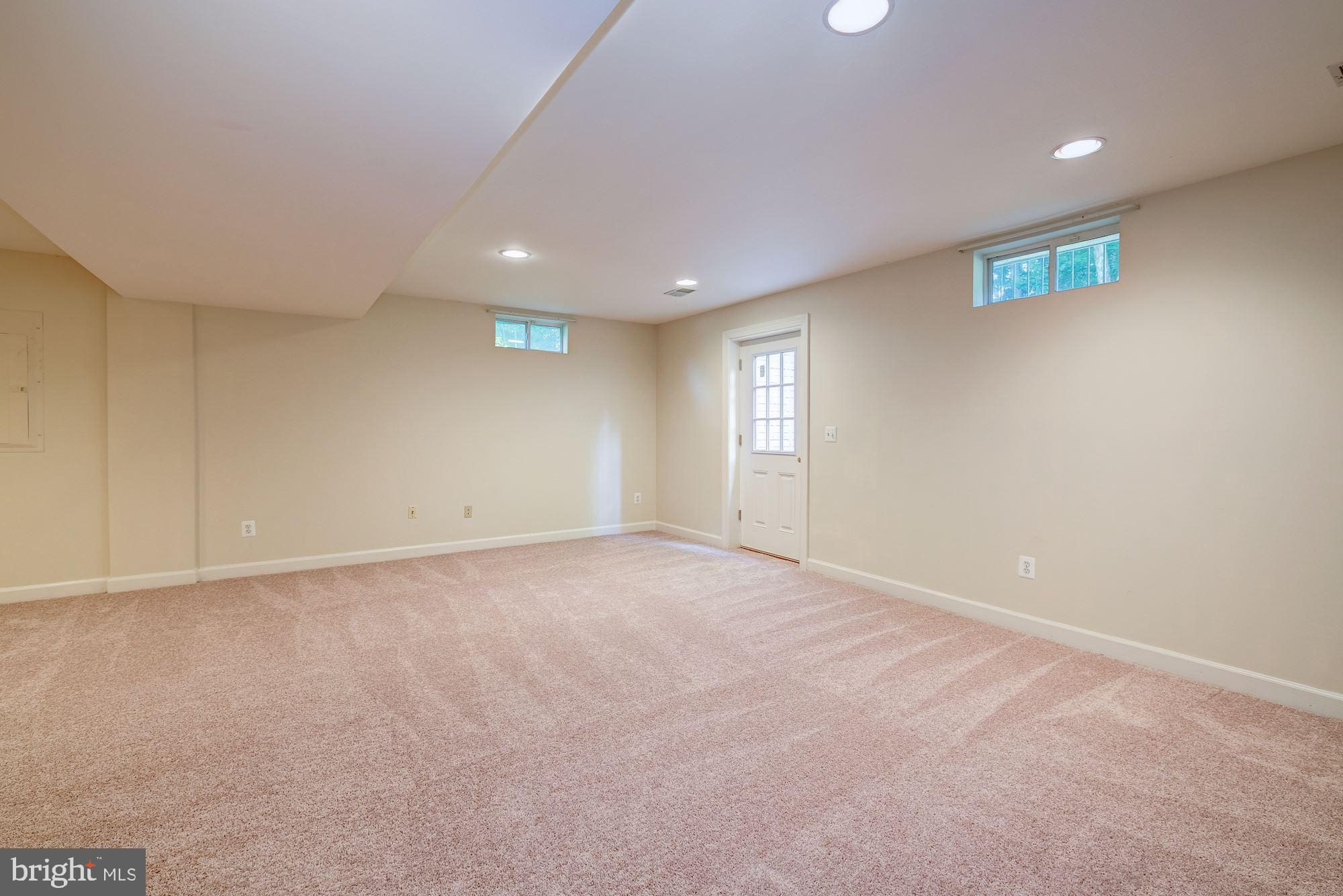 BERKSHIRE WOODS - Residential