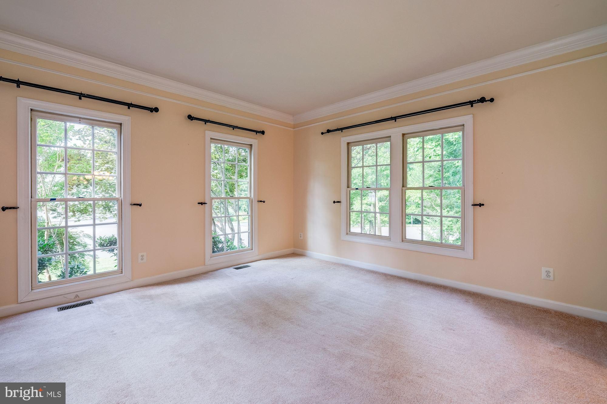 BERKSHIRE WOODS - Residential