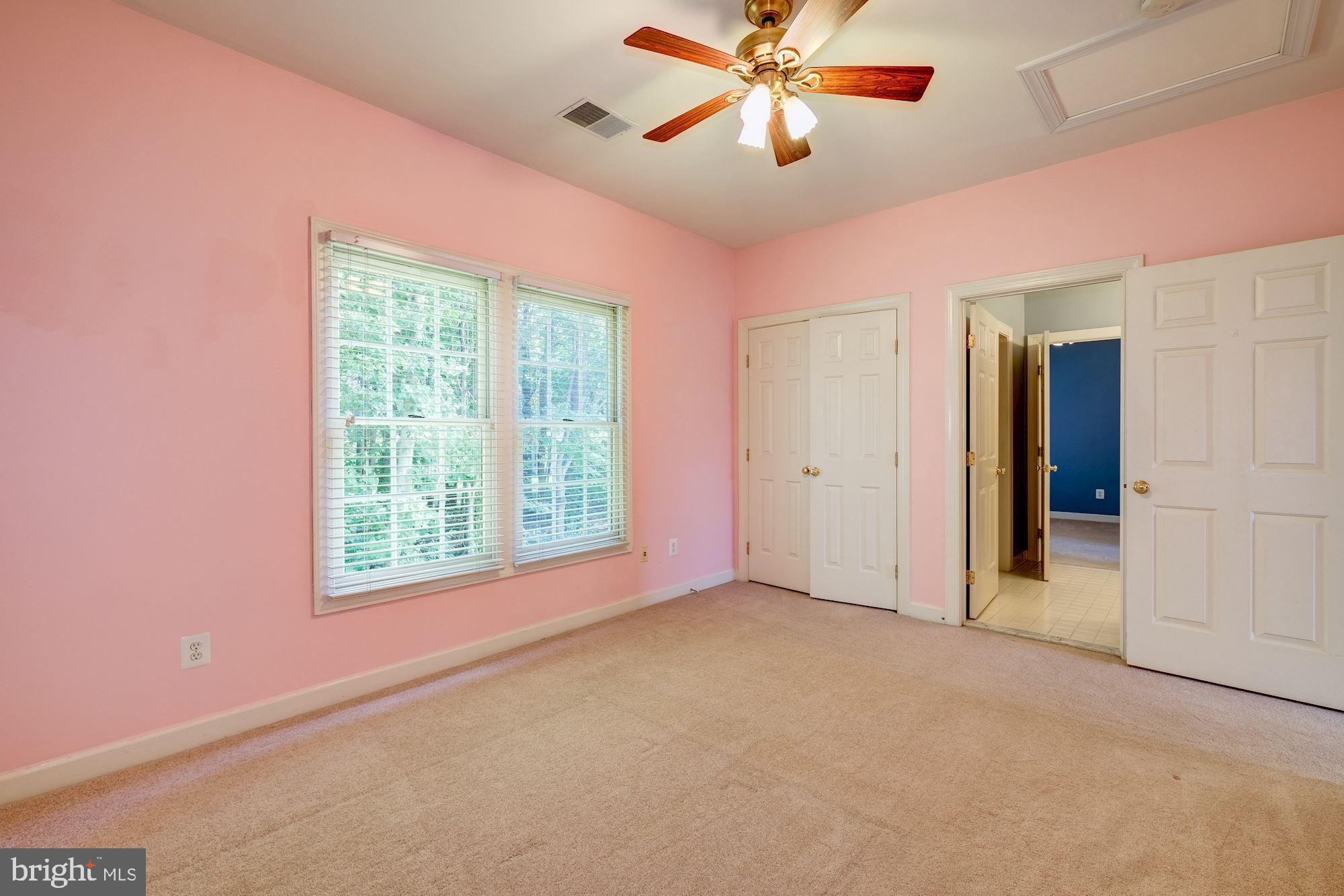 BERKSHIRE WOODS - Residential