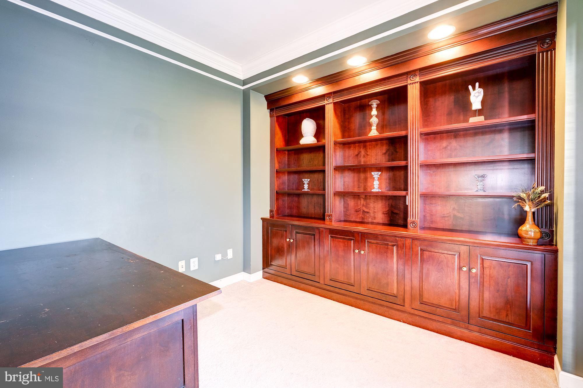 BERKSHIRE WOODS - Residential