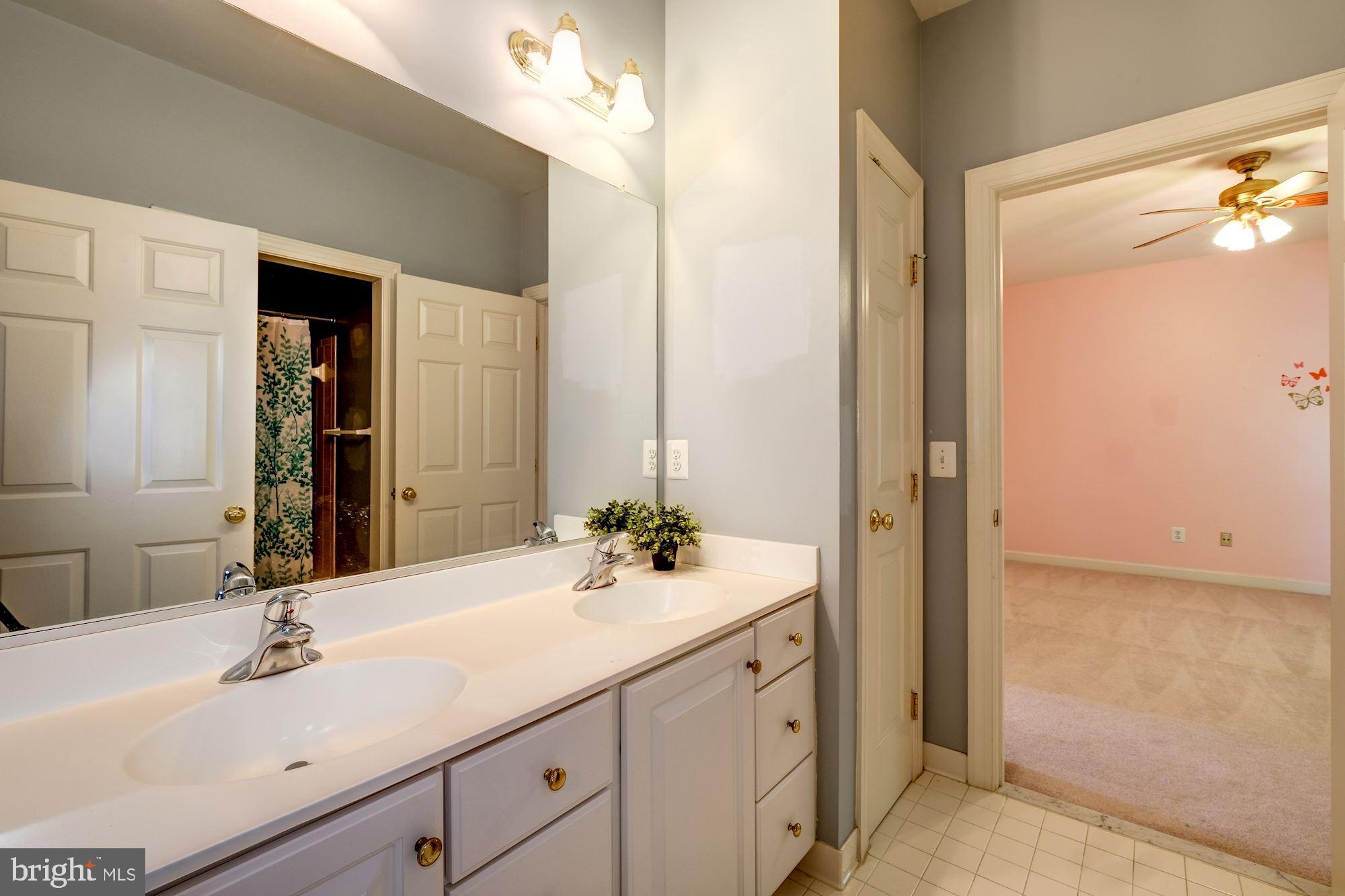 BERKSHIRE WOODS - Residential