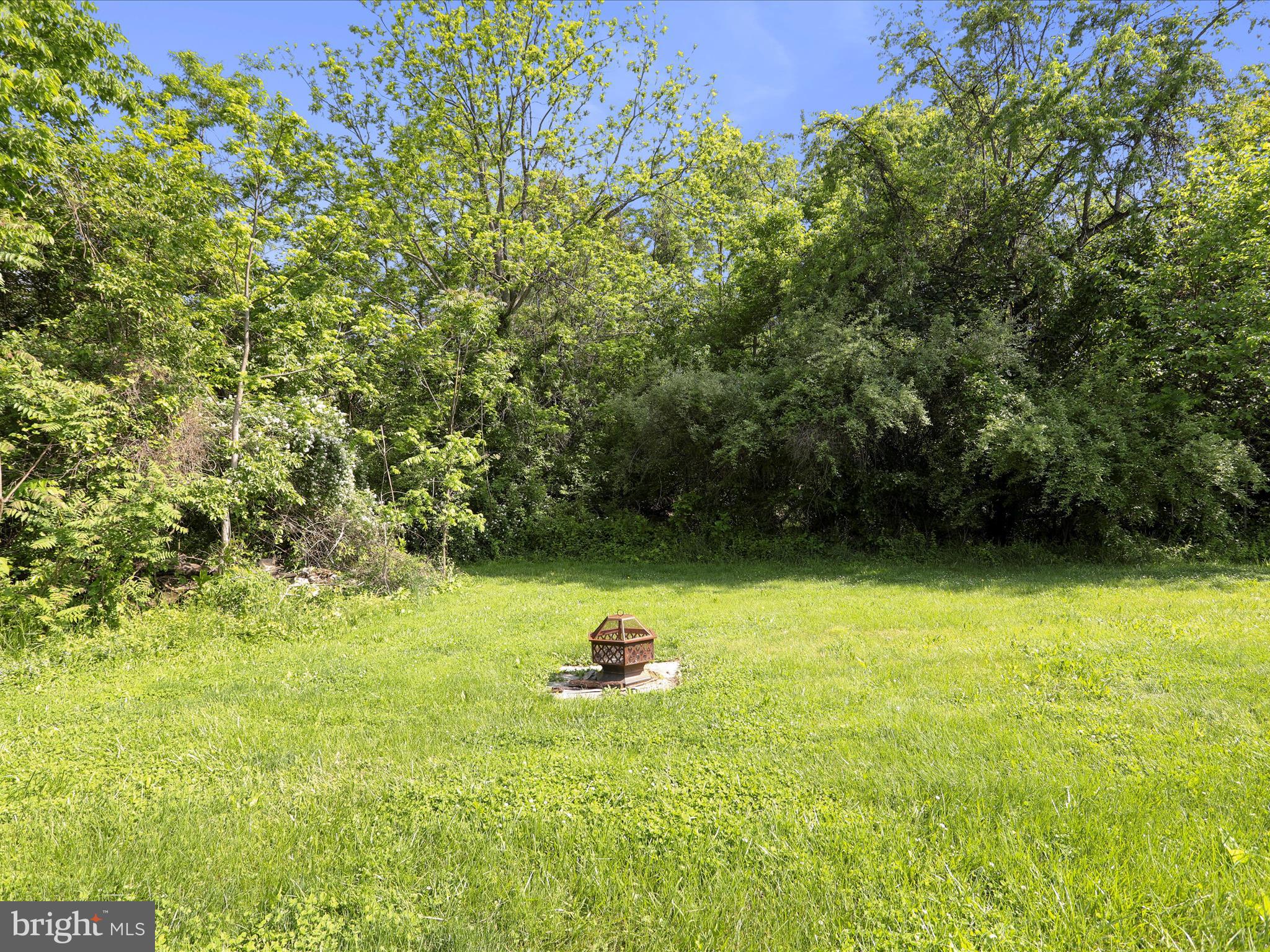 PARADISE ESTATES - Residential