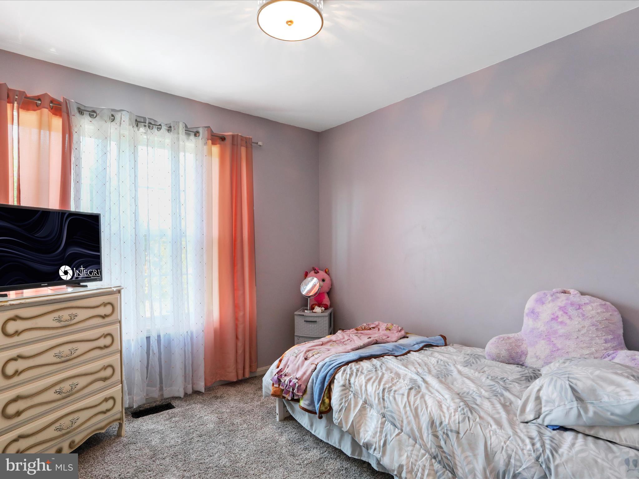 PARADISE ESTATES - Residential