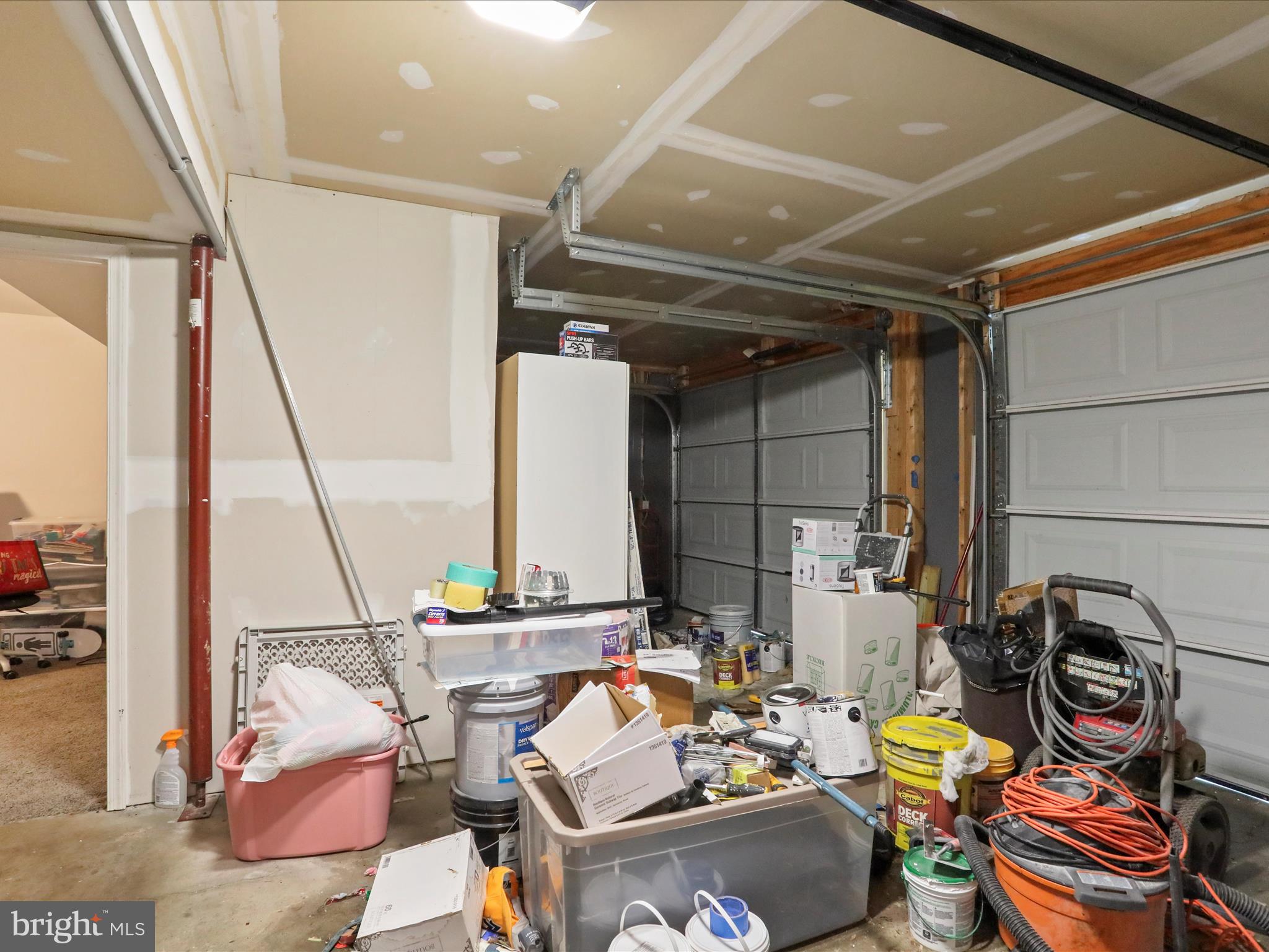 PARADISE ESTATES - Residential