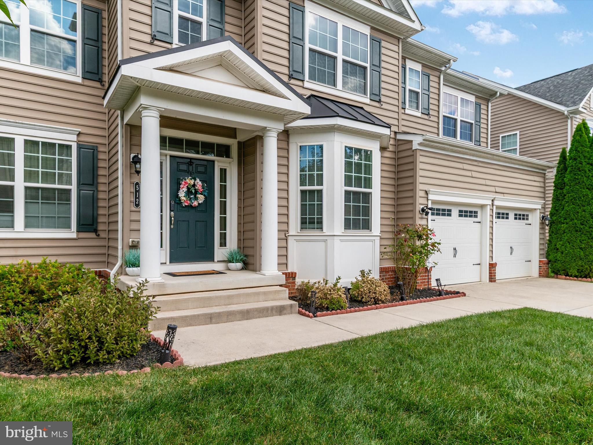 512 WHINSTONE DRIVE