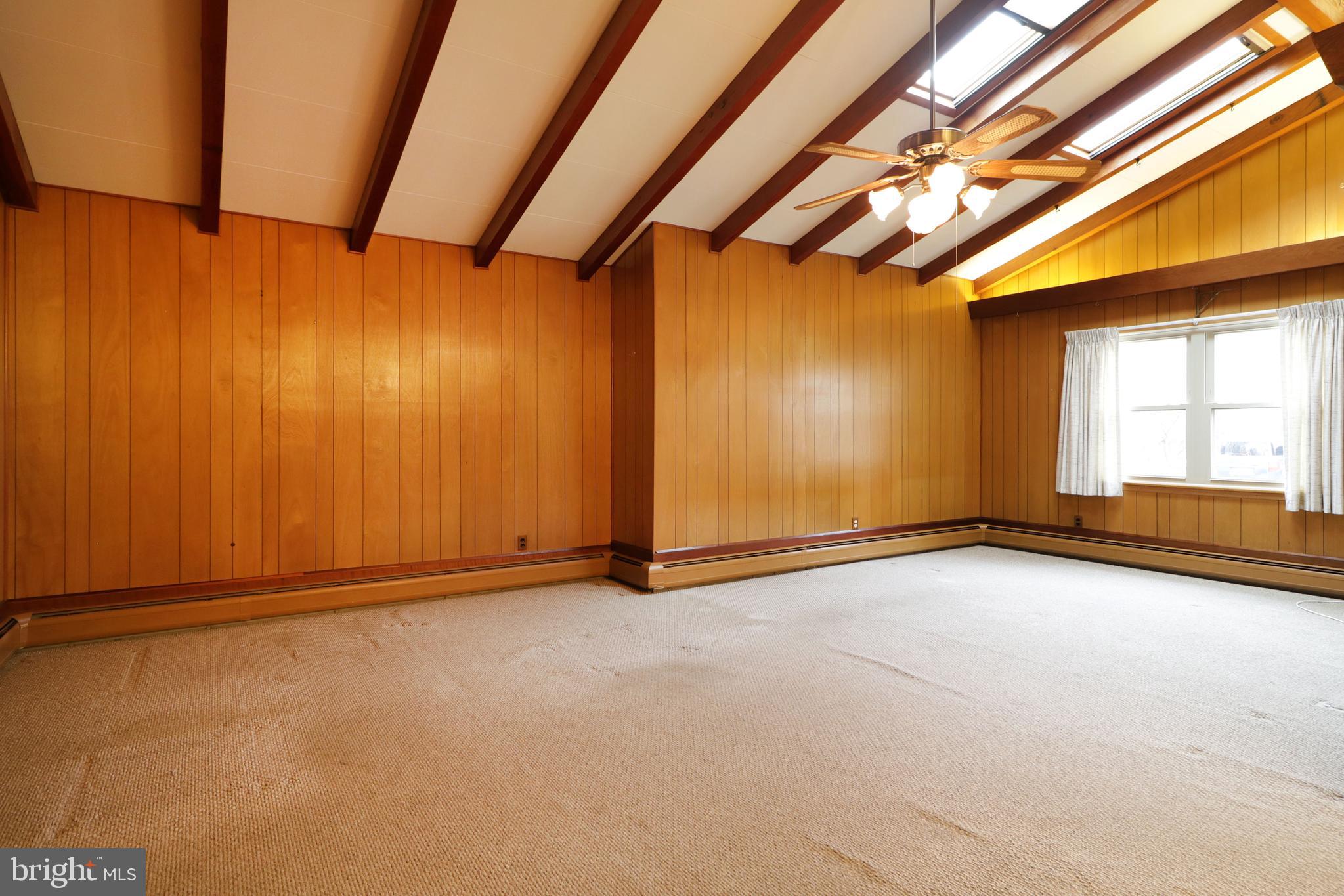 COLLEGE HEIGHTS - Residential