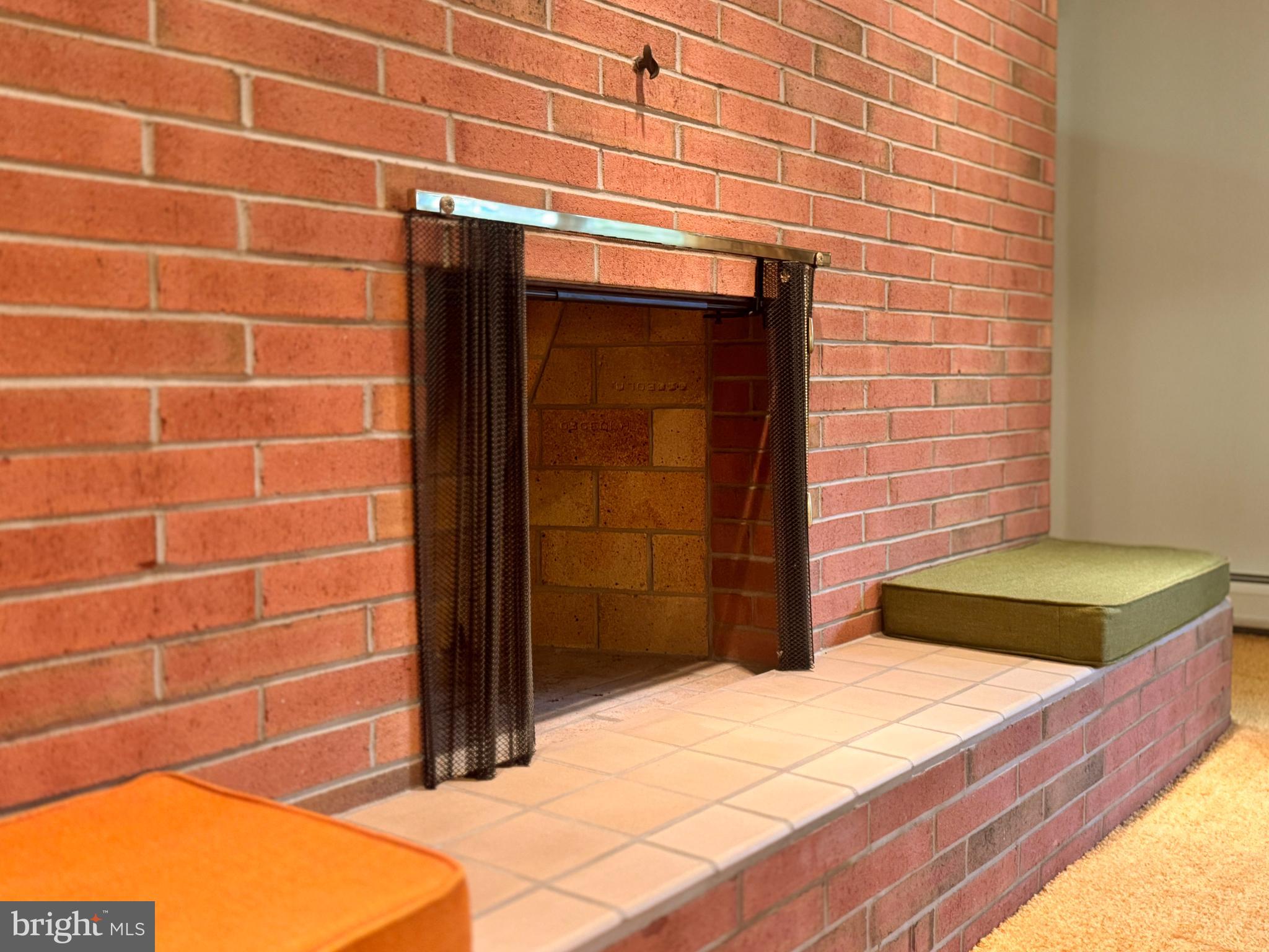 COLLEGE HEIGHTS - Residential