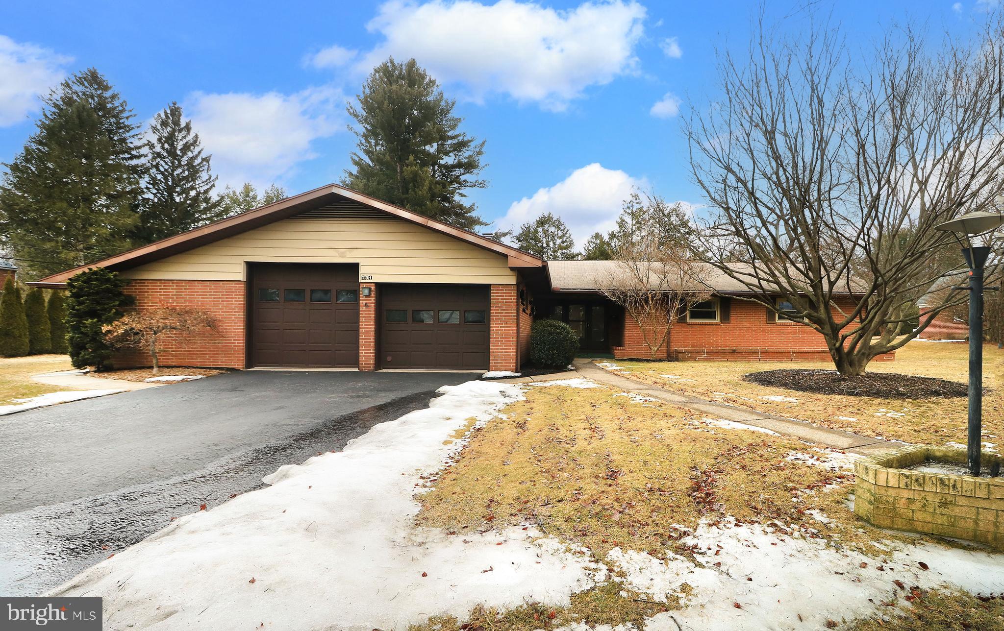 COLLEGE HEIGHTS - Residential