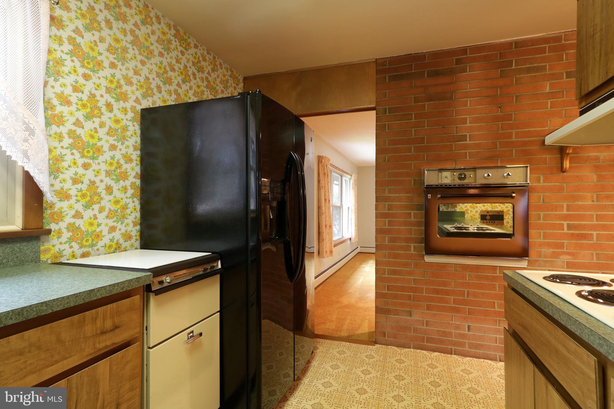 COLLEGE HEIGHTS - Residential