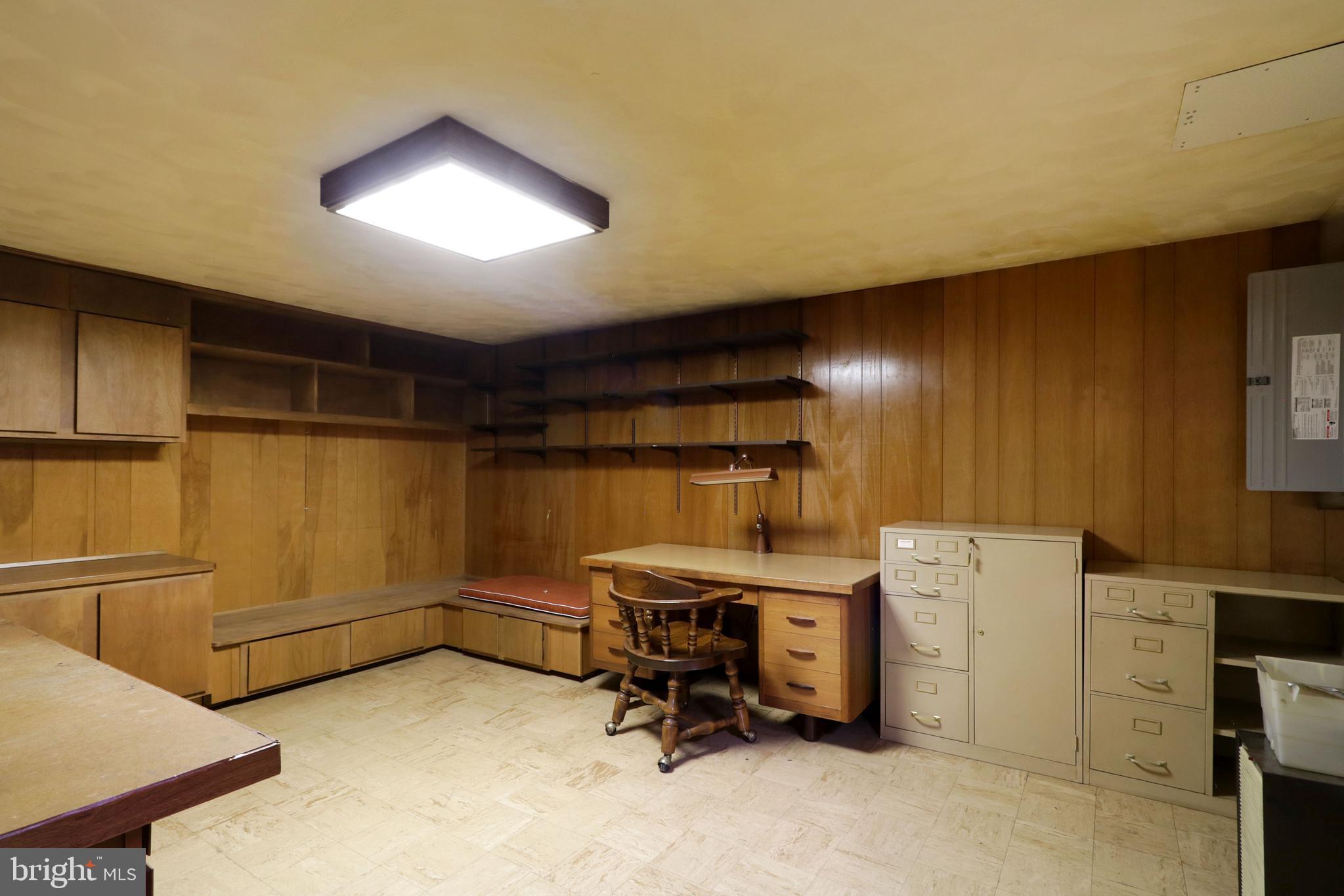 COLLEGE HEIGHTS - Residential