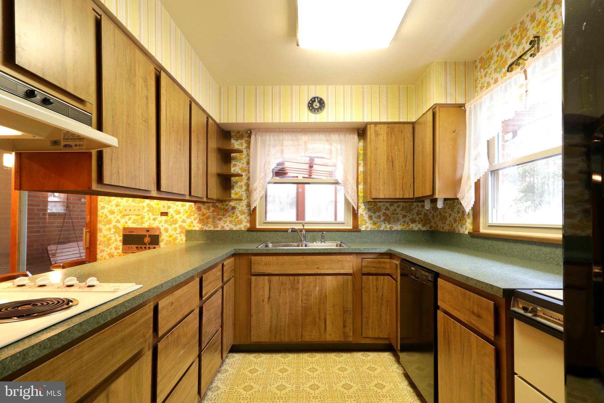 COLLEGE HEIGHTS - Residential