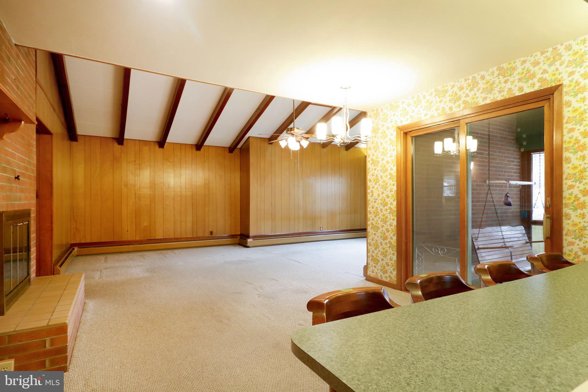 COLLEGE HEIGHTS - Residential