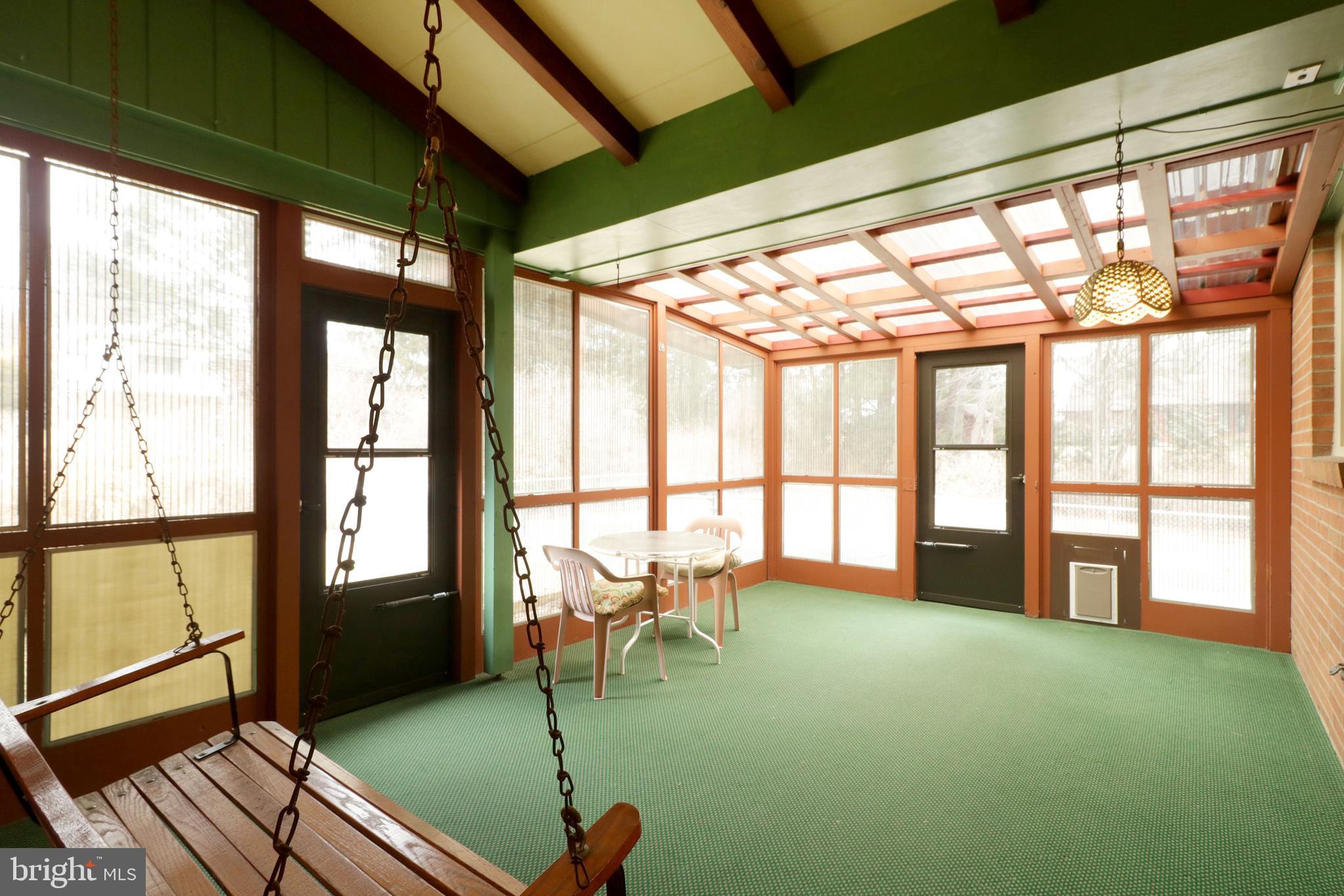 COLLEGE HEIGHTS - Residential