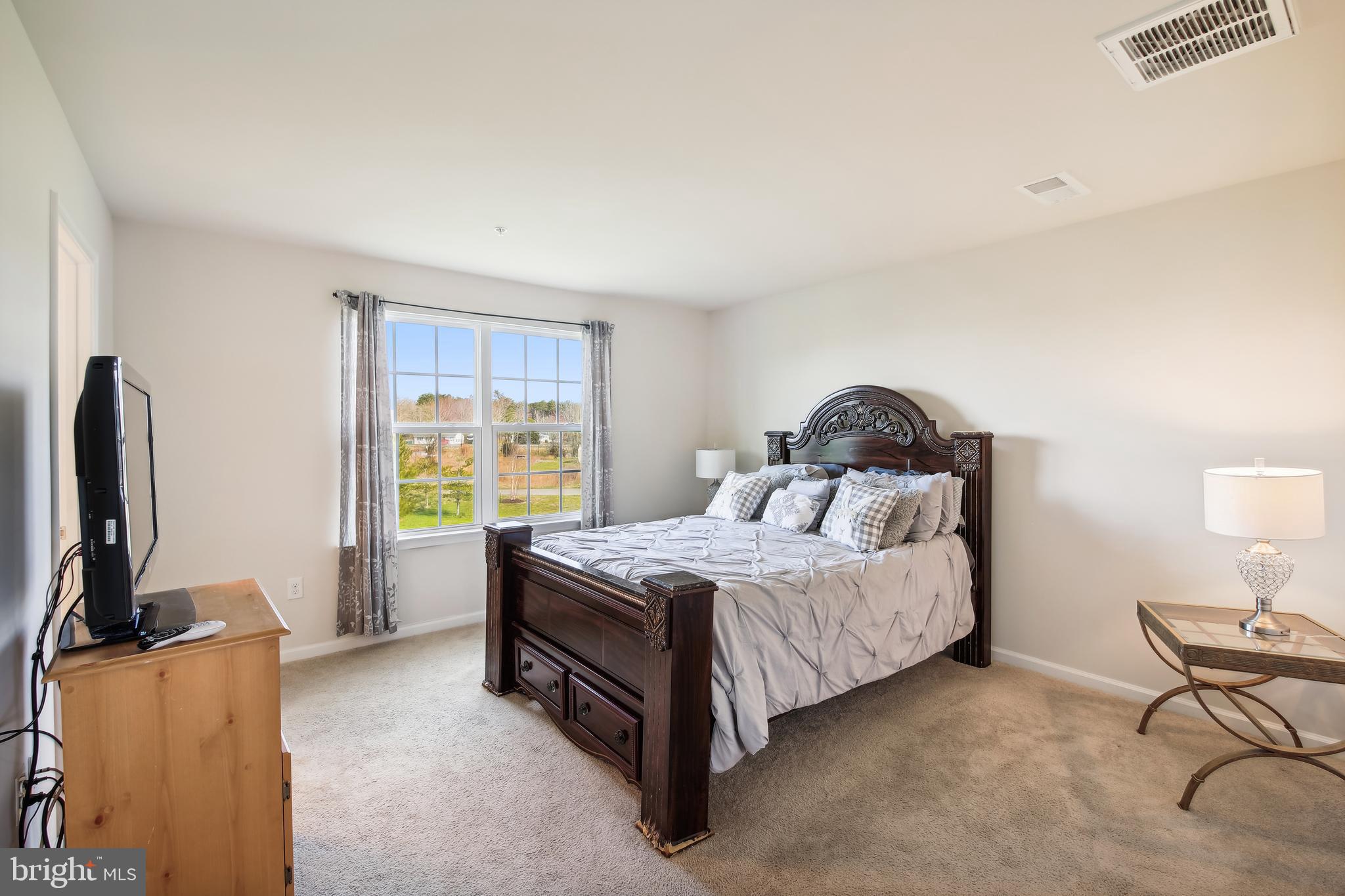 HERON PONDS - Residential