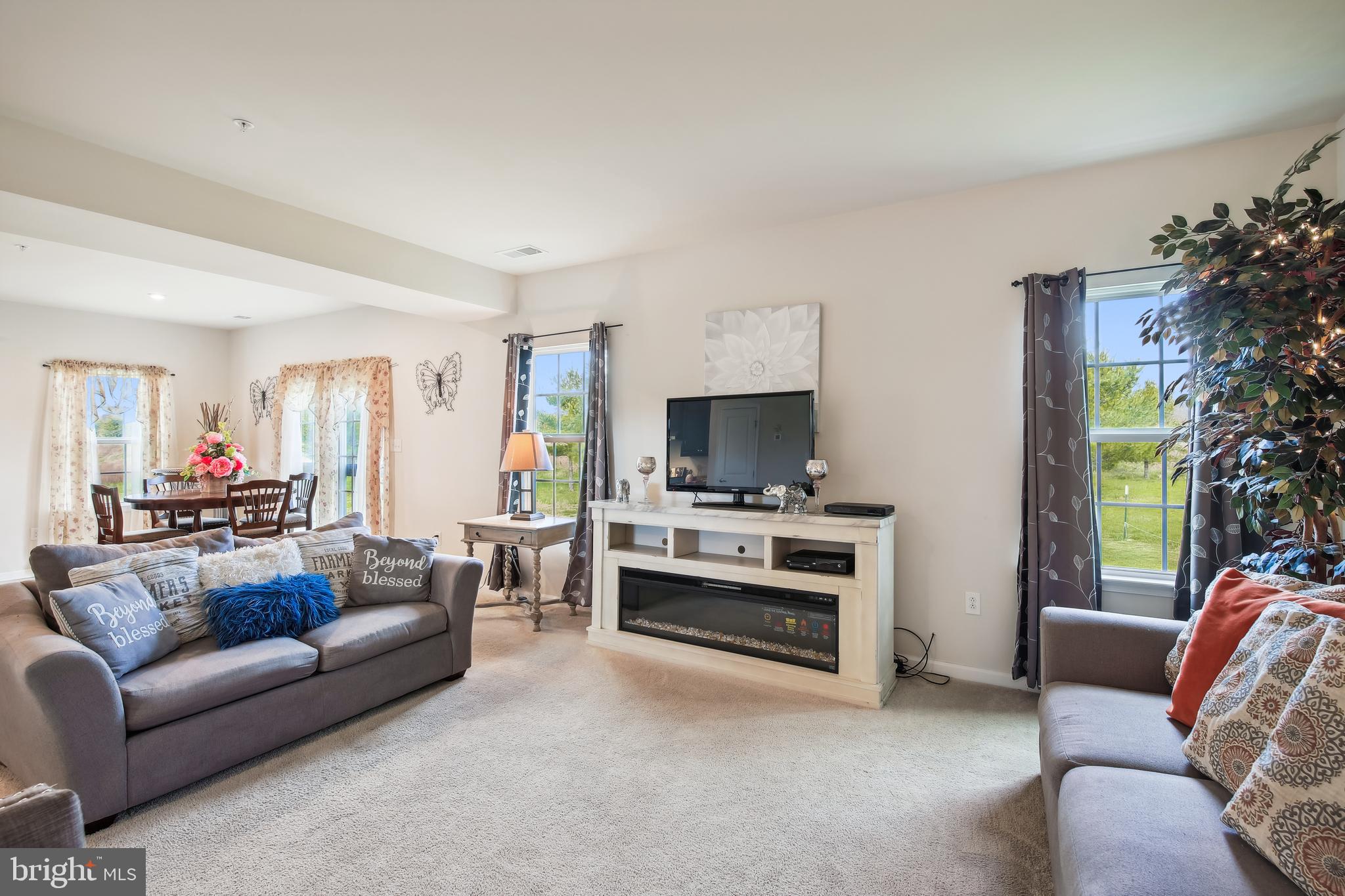 HERON PONDS - Residential