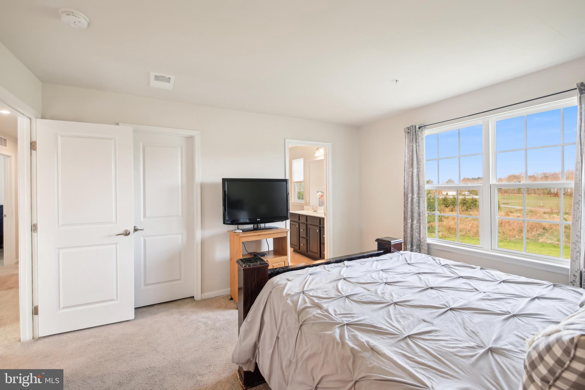 HERON PONDS - Residential