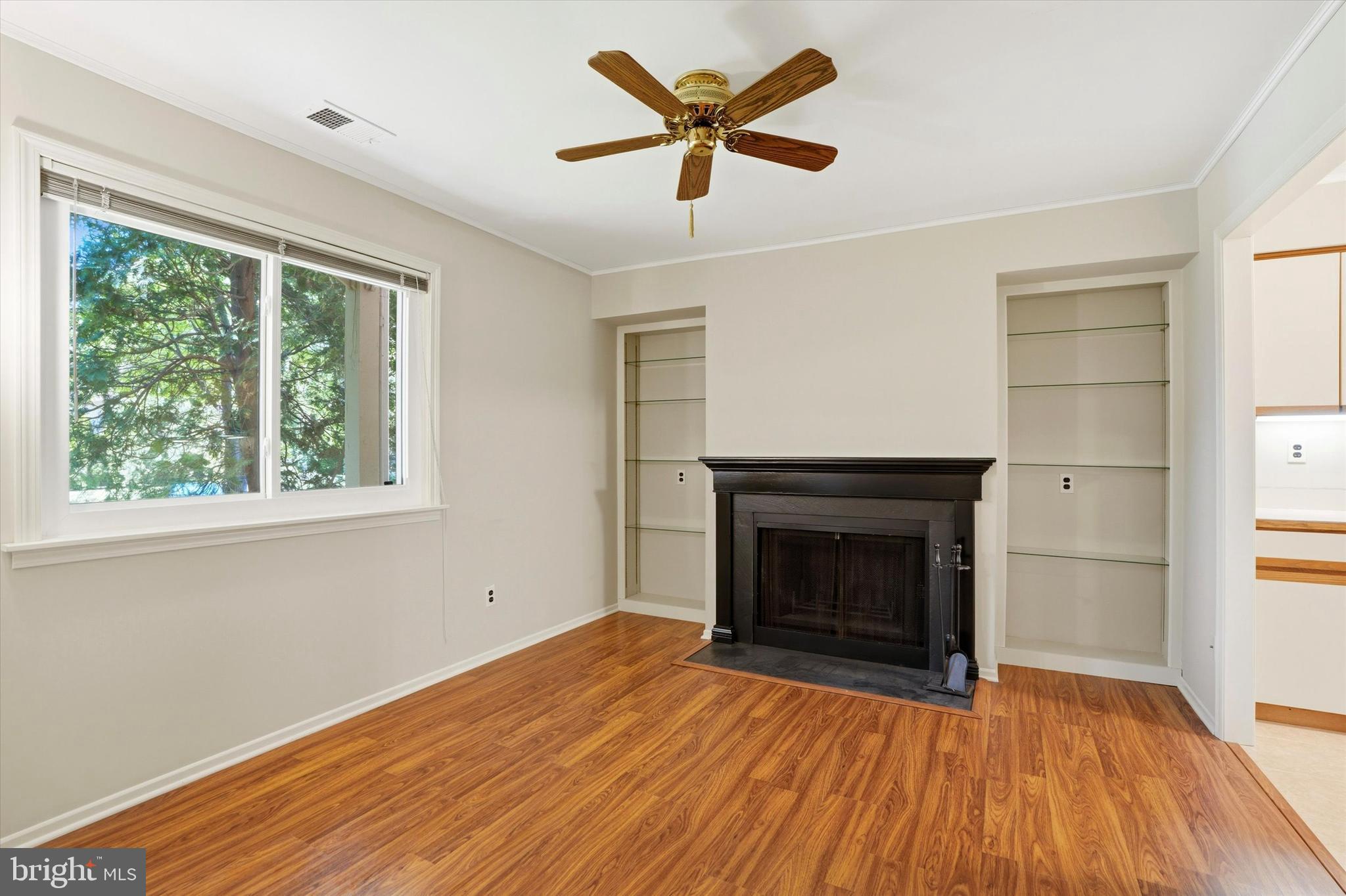 BRINTON WOODS - Residential