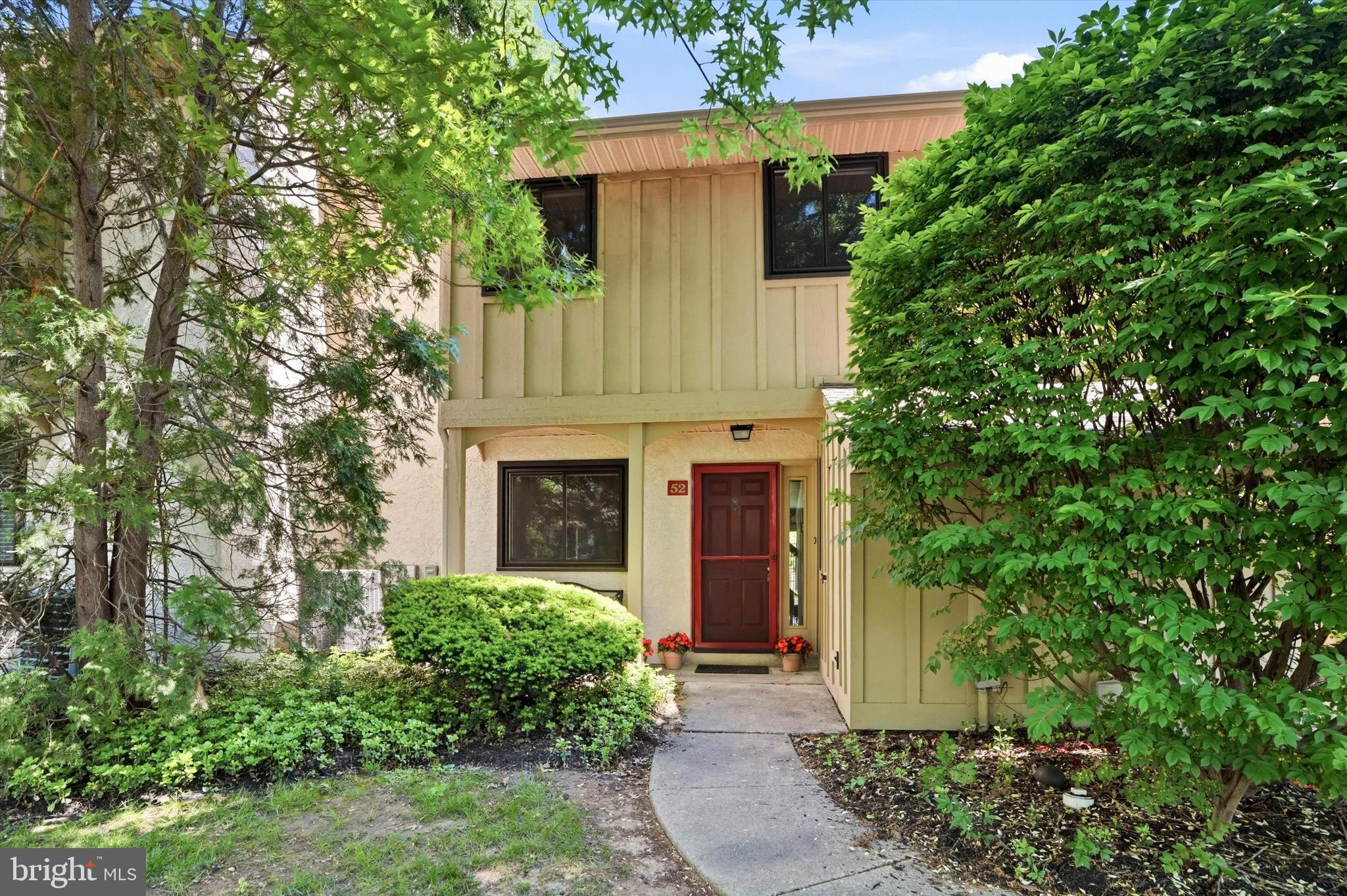 BRINTON WOODS - Residential