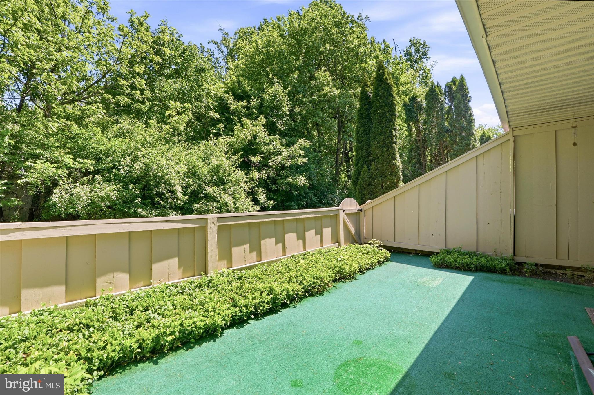 BRINTON WOODS - Residential