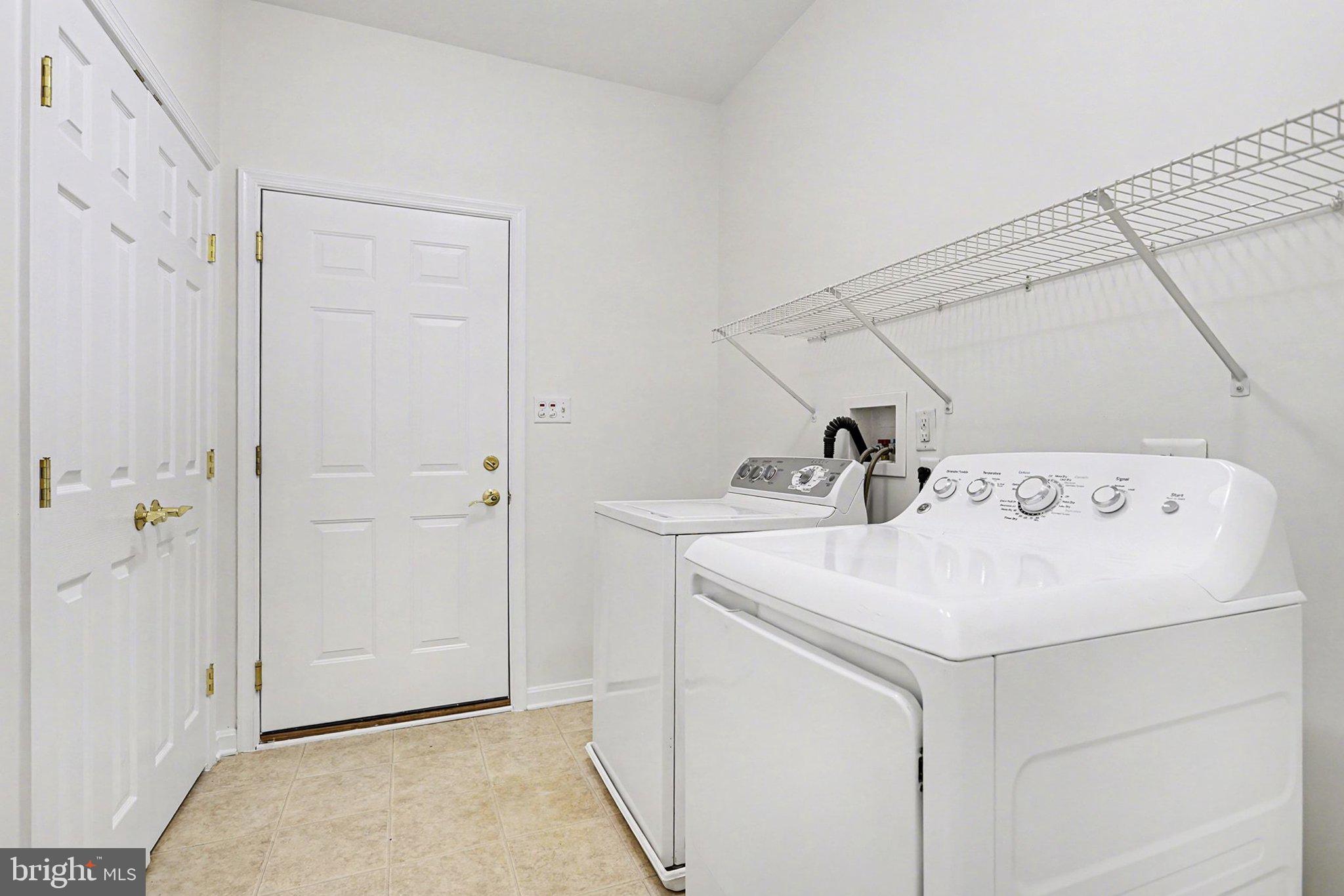 VILLAS AT CATTAIL - Residential