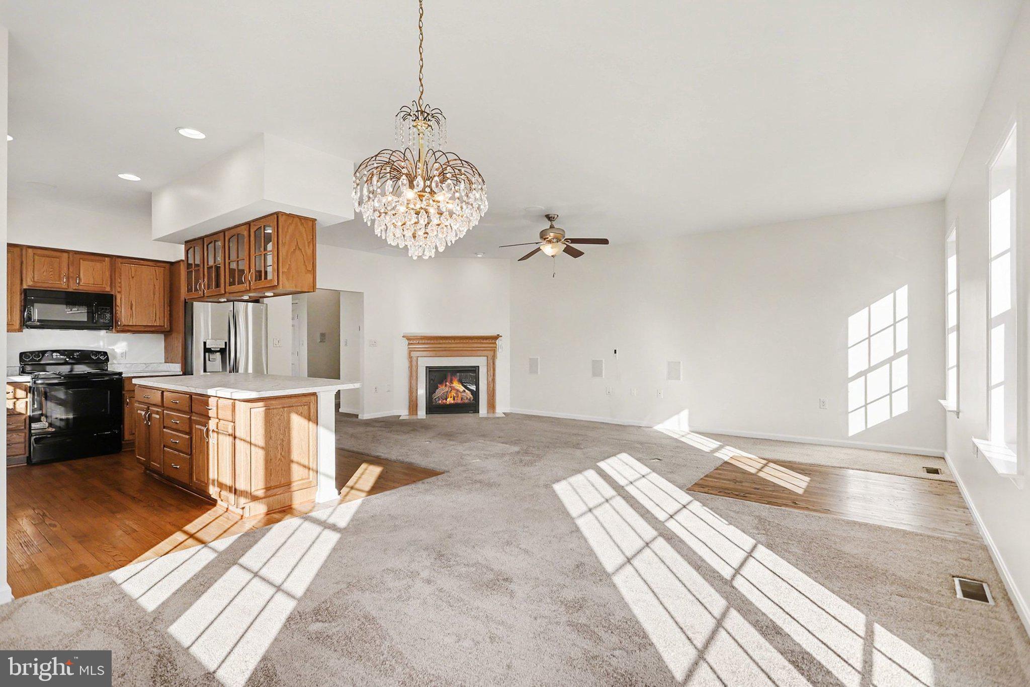 VILLAS AT CATTAIL - Residential