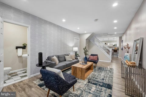 Townhouse For Rent - 743 S 52nd Street<br/> PHILADELPHIA, PA 19143