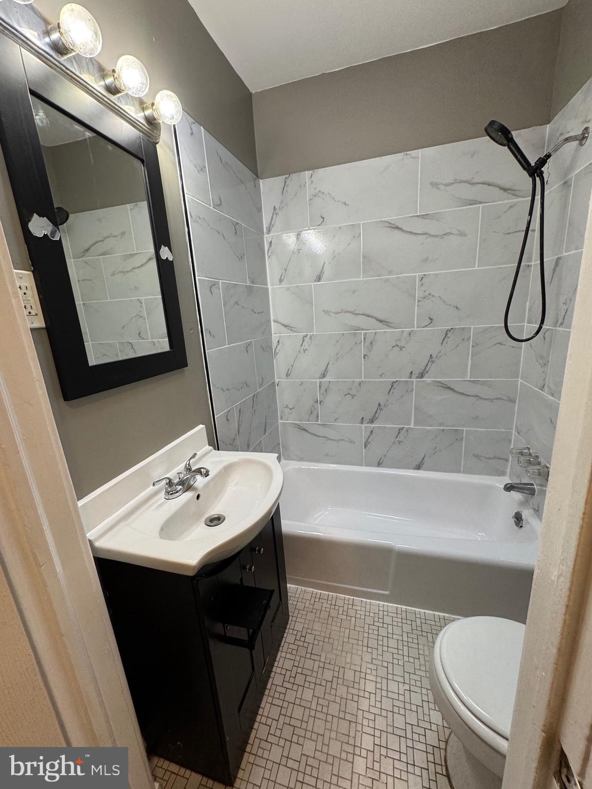 BROOKLYN - Residential Lease