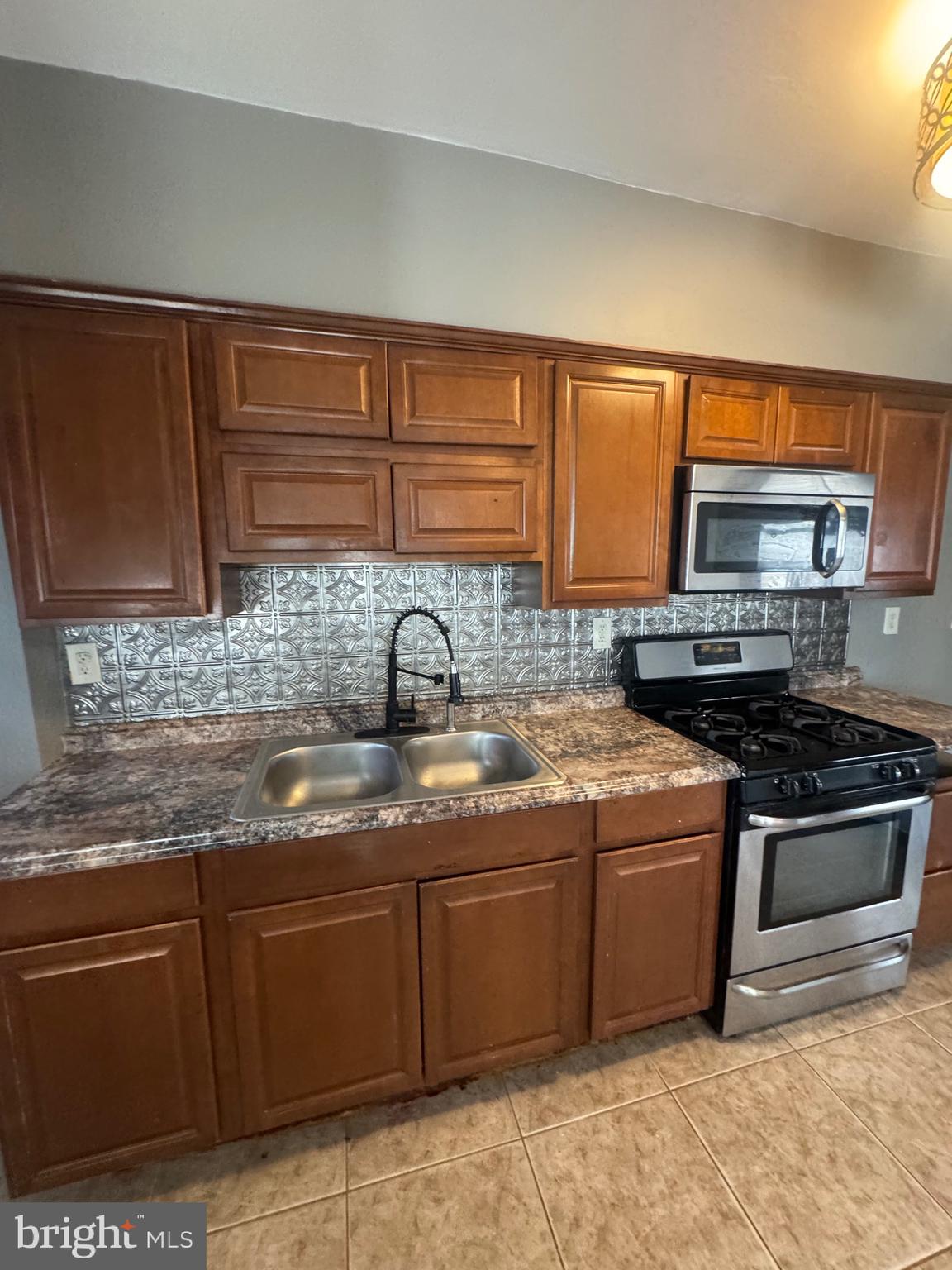 BROOKLYN - Residential Lease