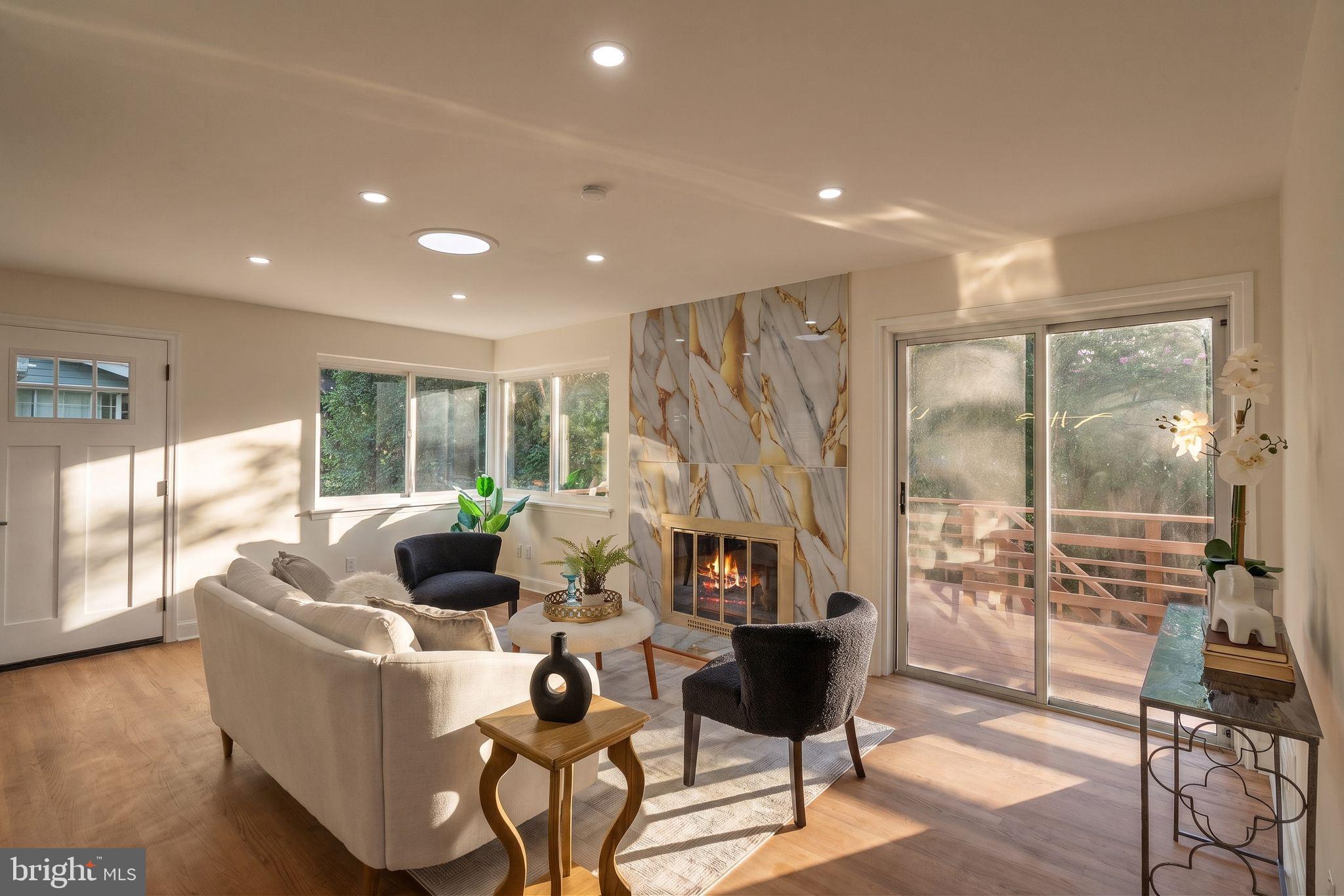 7028 BRADLEY CIRCLE