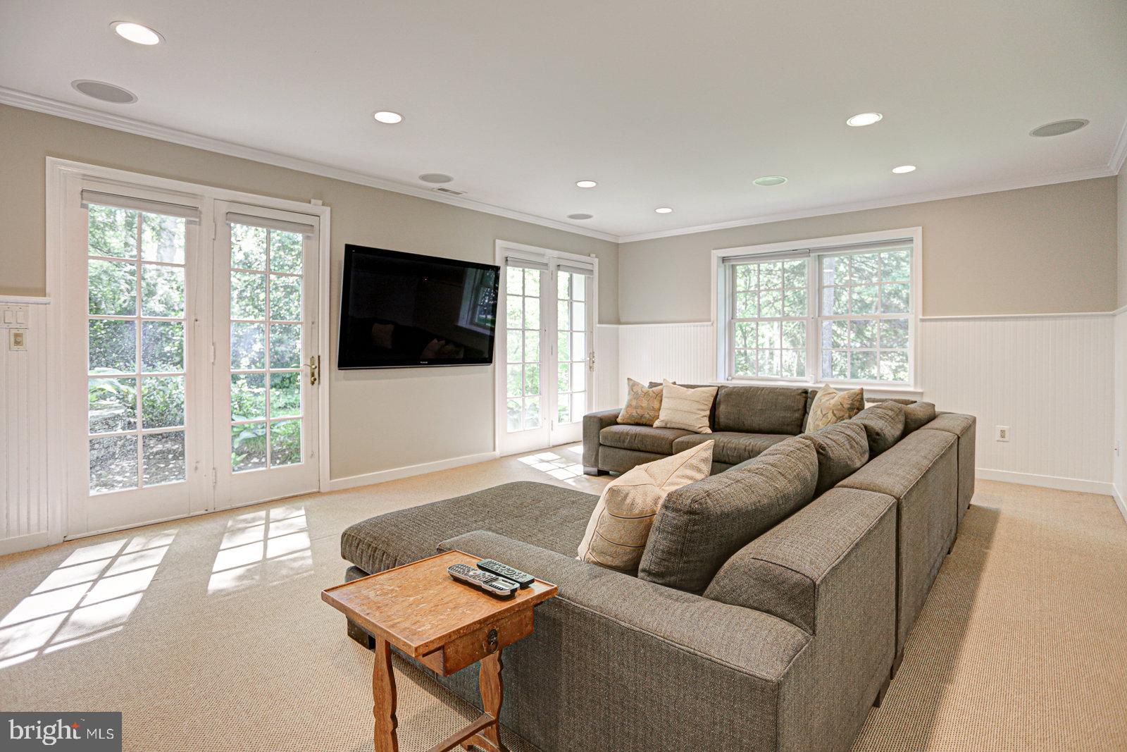 SUMNER - Residential