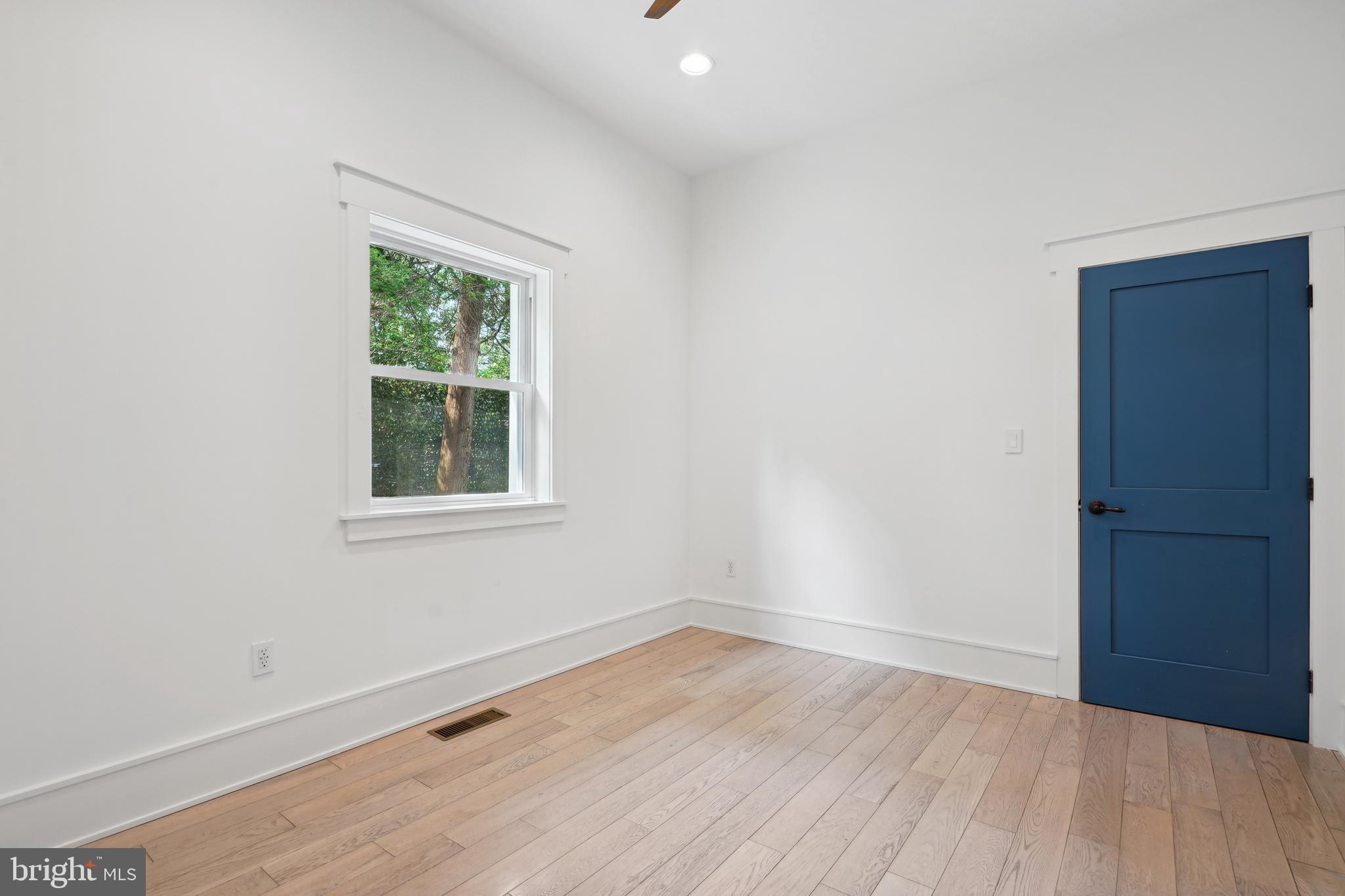 PINEHURST VILLAGE - Residential