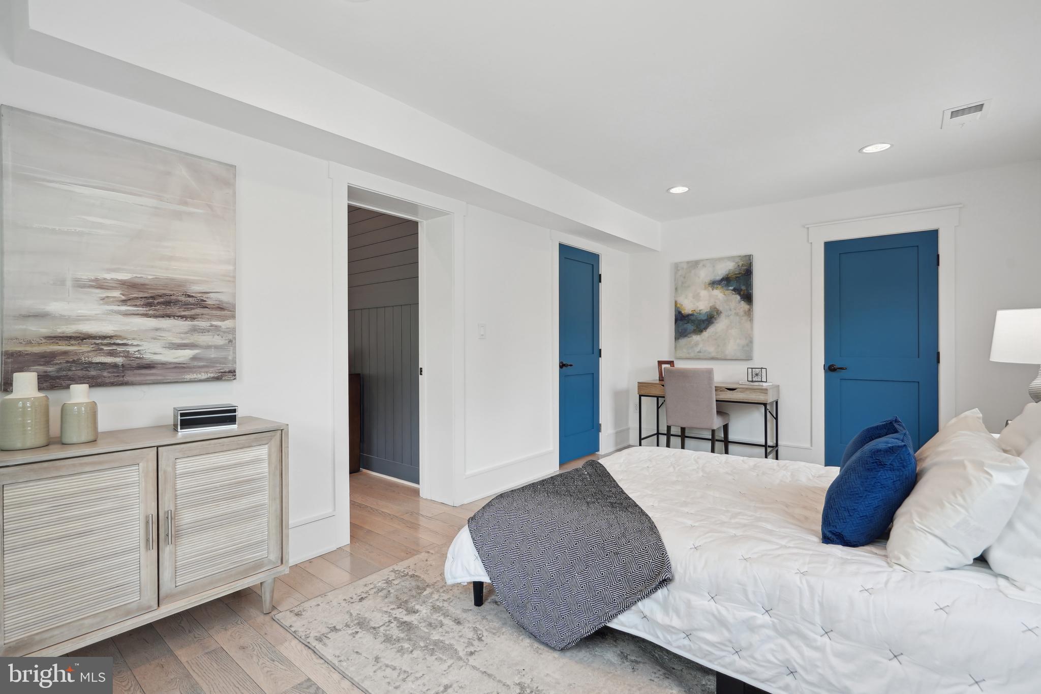 PINEHURST VILLAGE - Residential