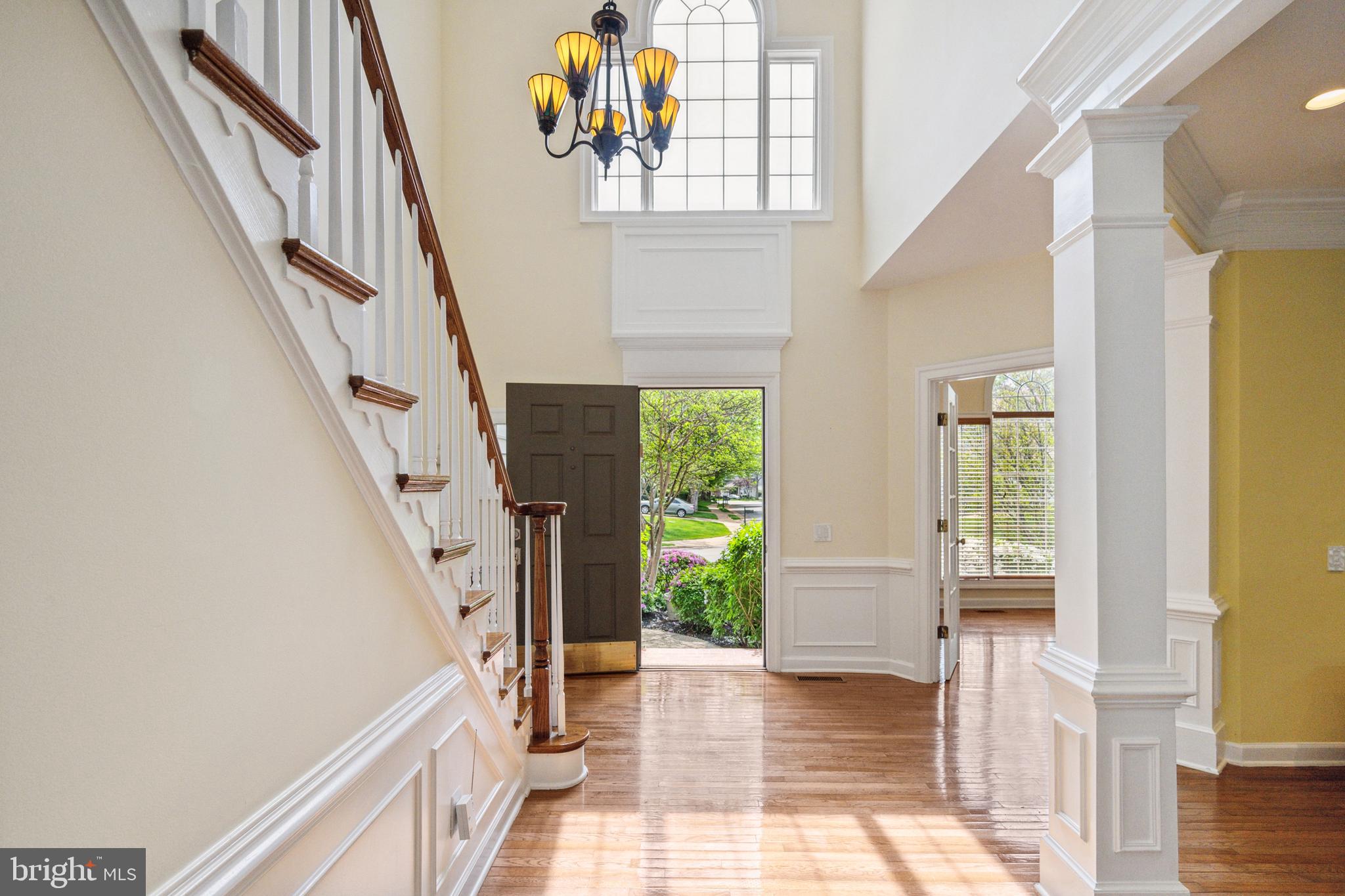 COURTHOUSE OAKS - Residential