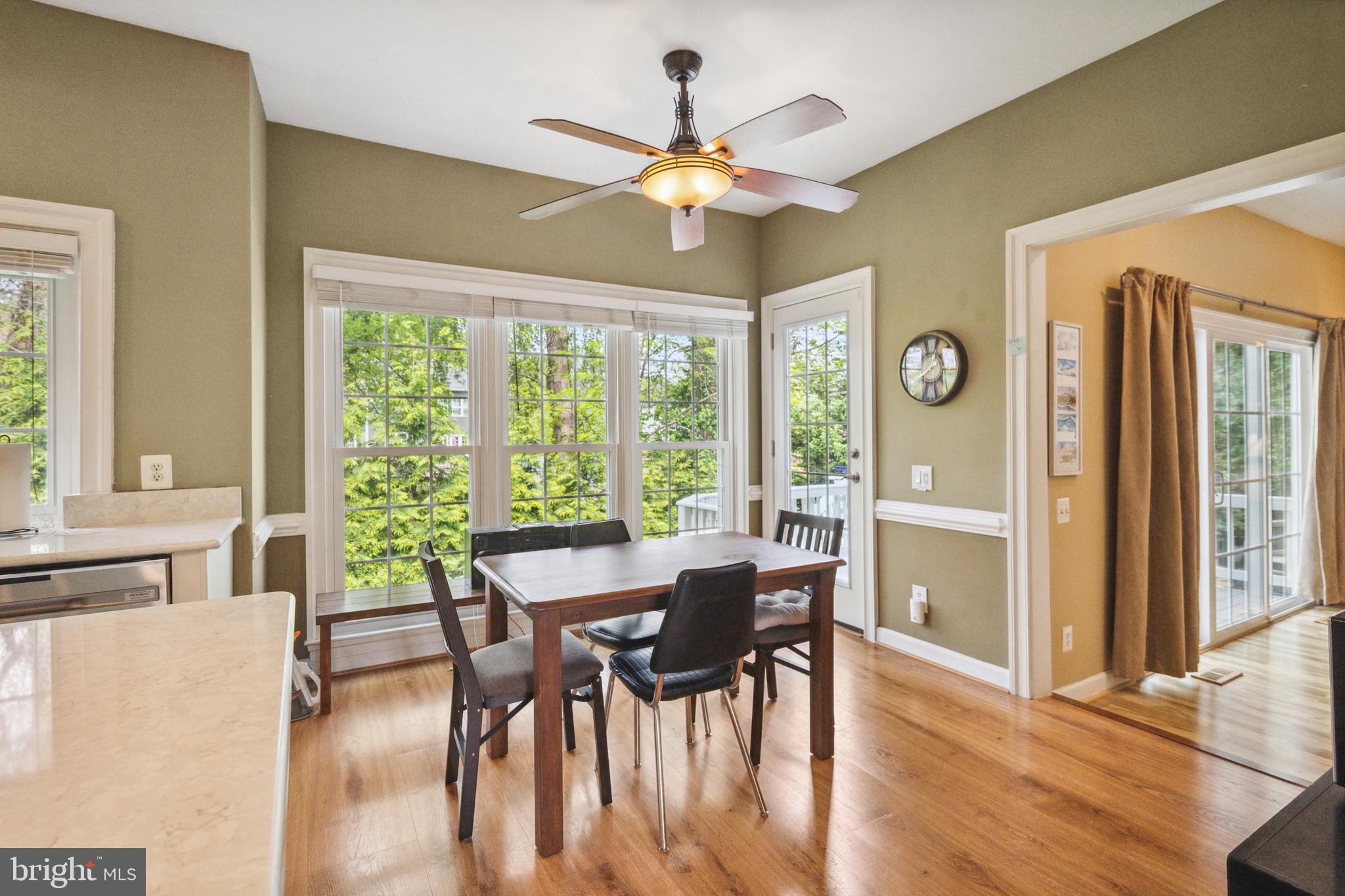 COURTHOUSE OAKS - Residential