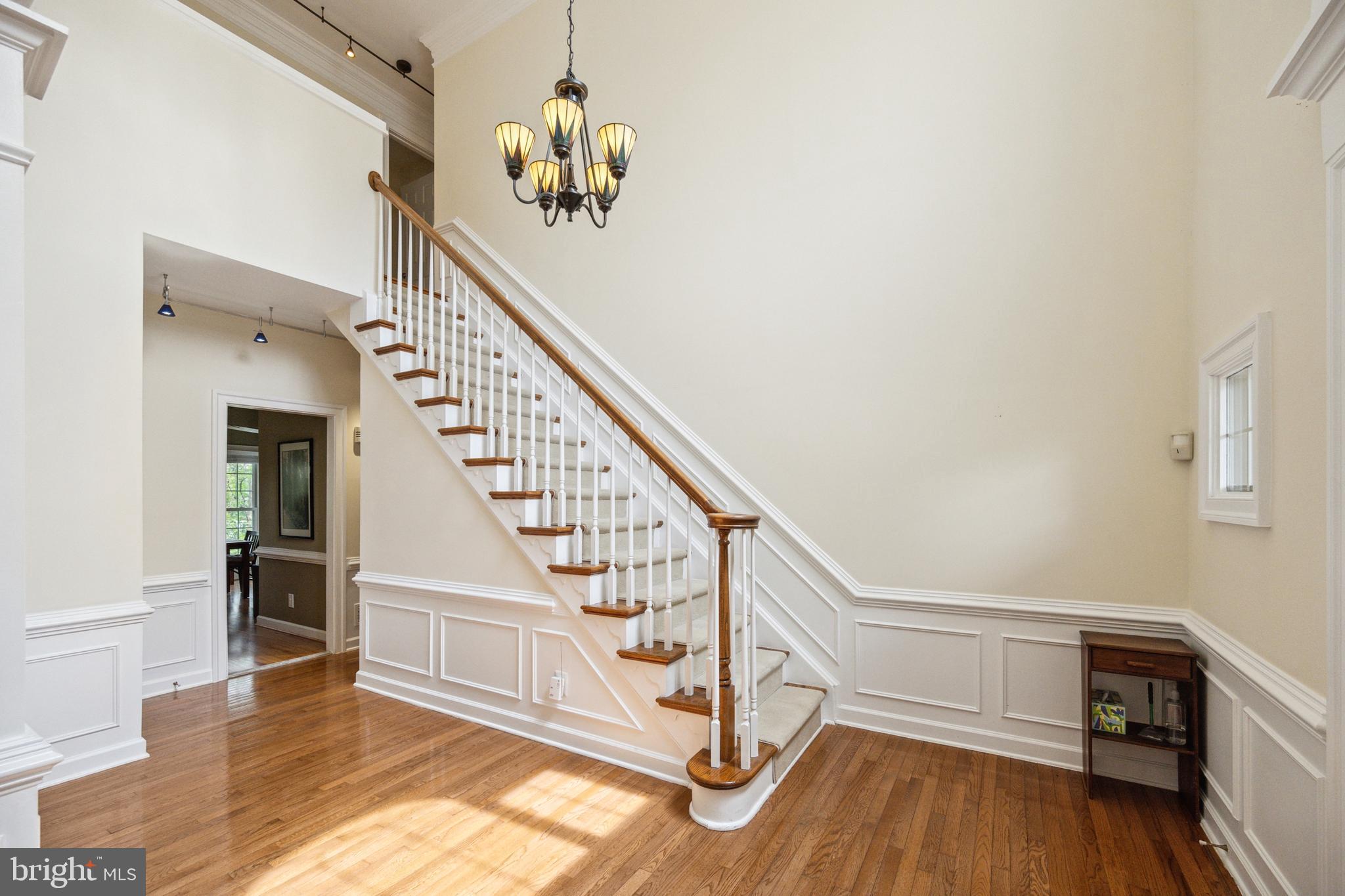 COURTHOUSE OAKS - Residential