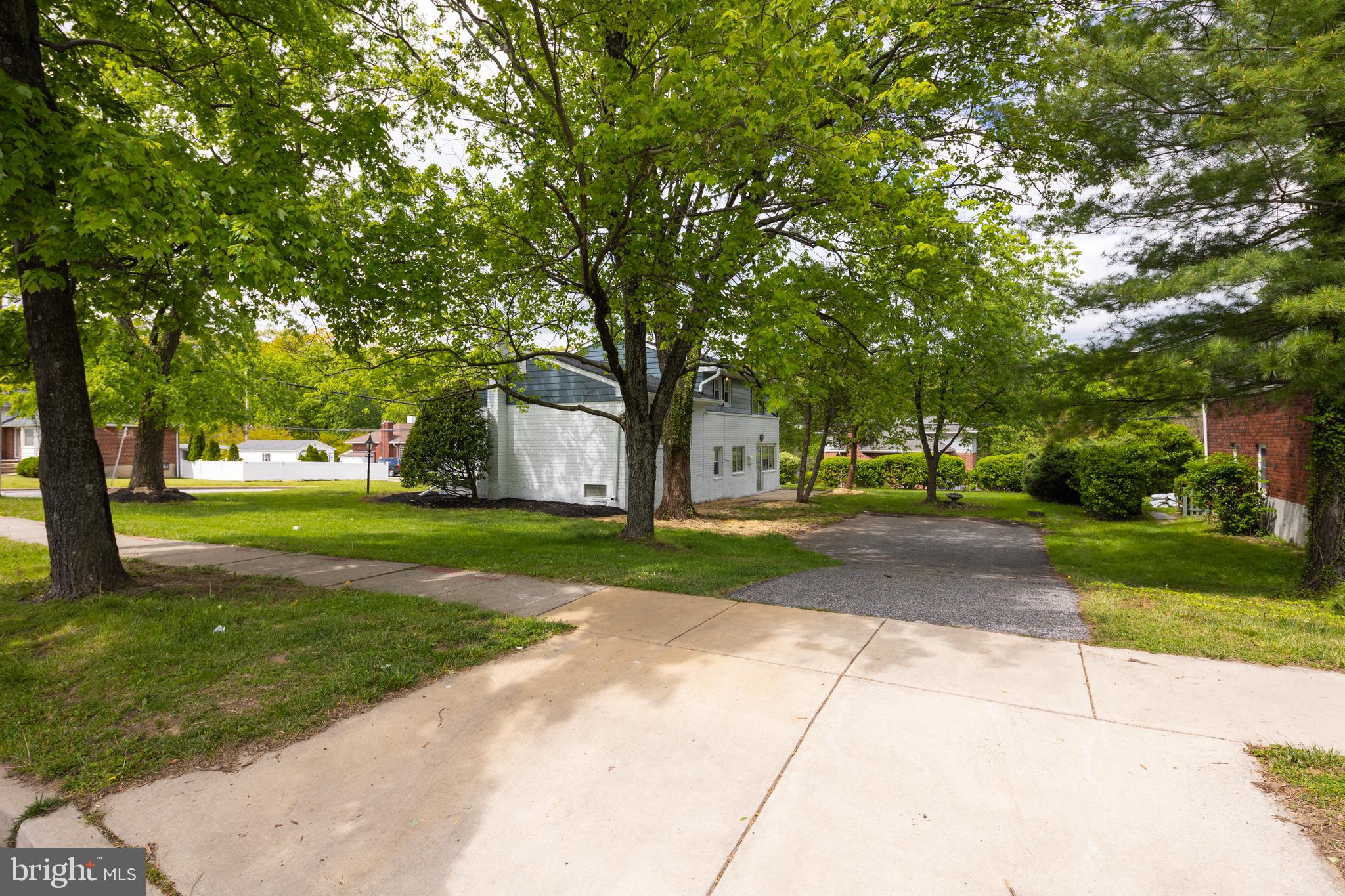 CAMPUS HILLS - Residential