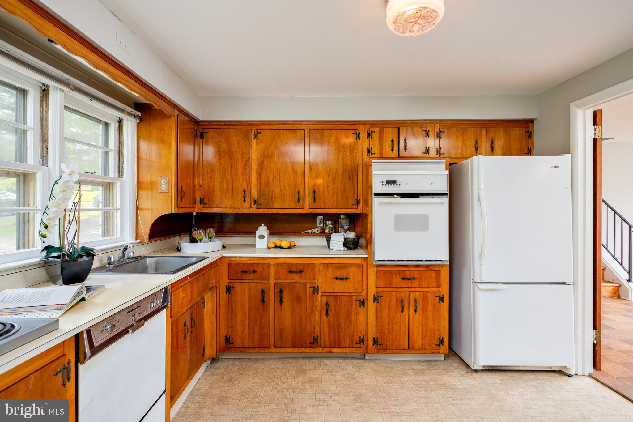 CAMPUS HILLS - Residential