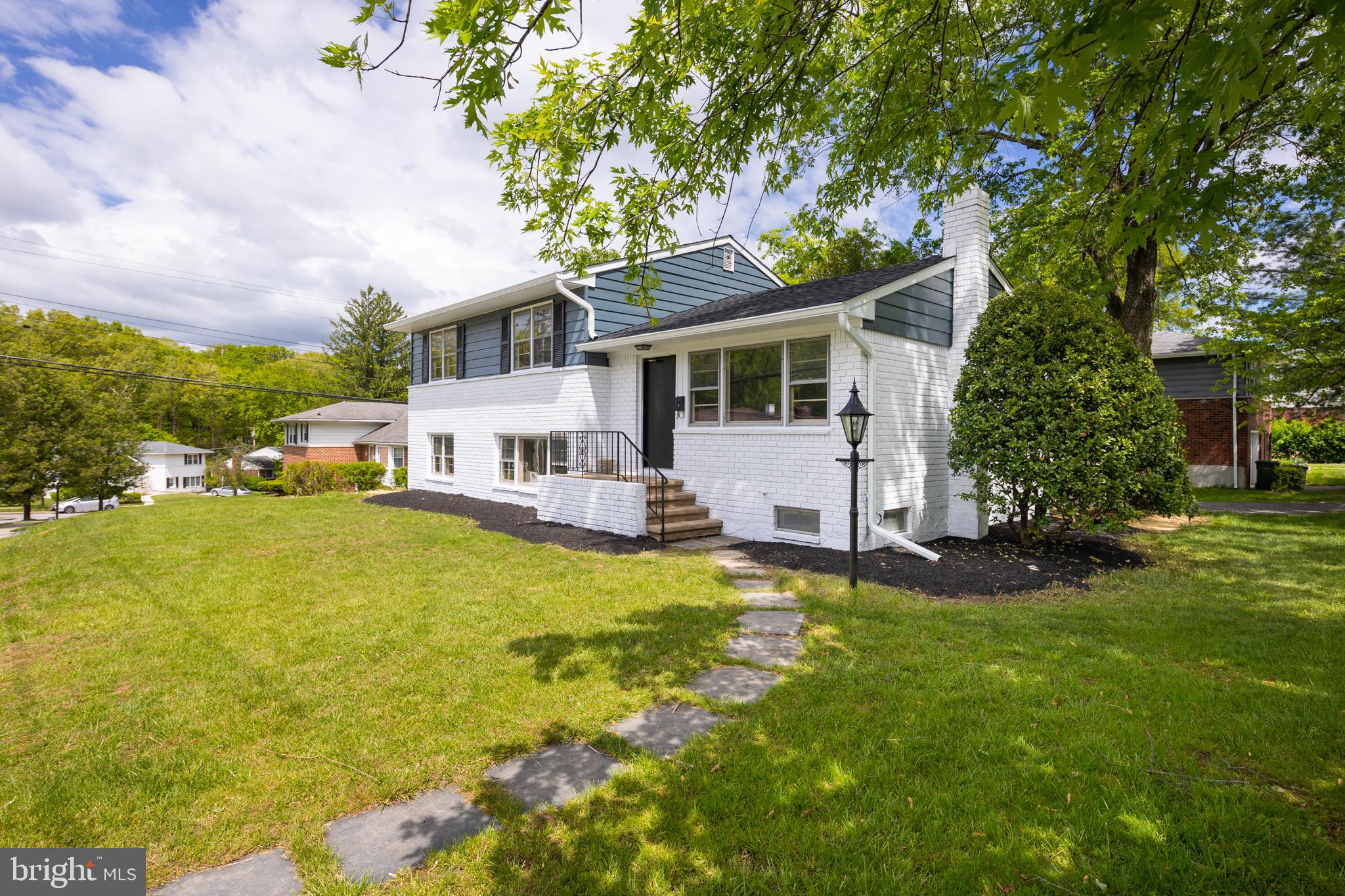 CAMPUS HILLS - Residential