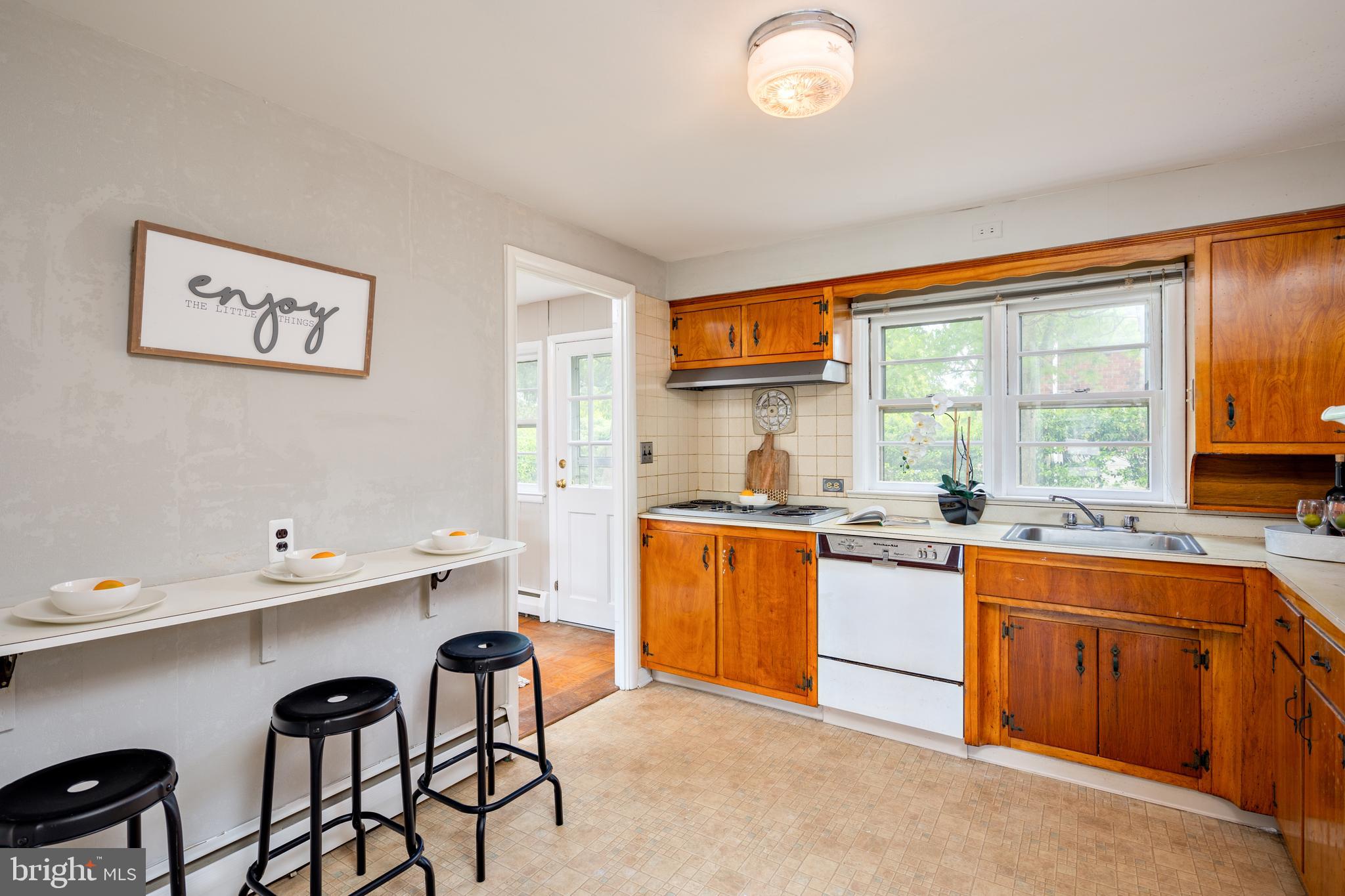 CAMPUS HILLS - Residential